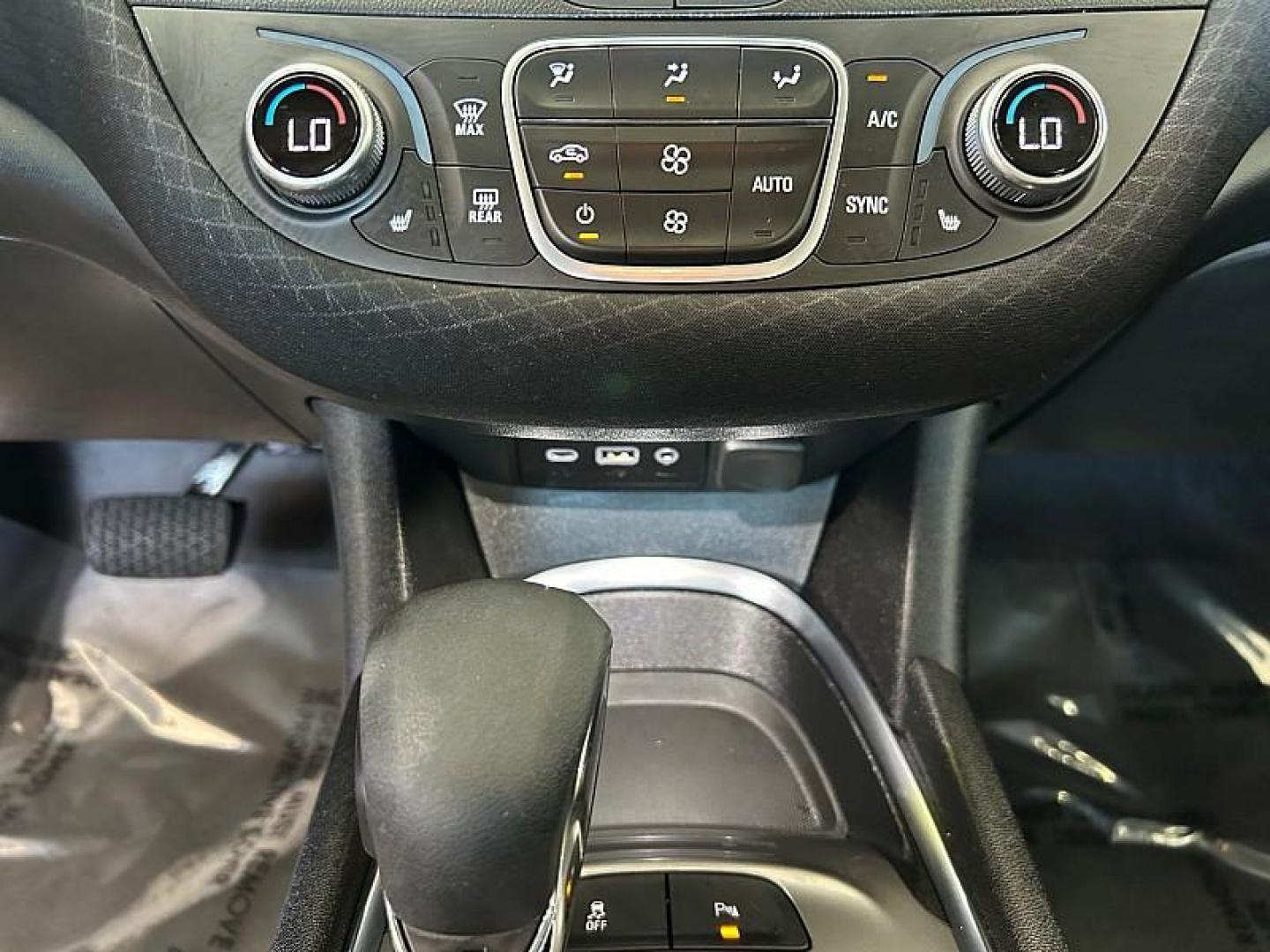 2024 BLACK Chevrolet Malibu (1G1ZD5ST2RF) with an 4-Cyl Turbo 1.5 Liter engine, Automatic CVT transmission, located at 412 Auto Vista Drive, Palmdale, CA, 93551, (661) 945-0620, 34.592636, -118.136681 - Photo#28