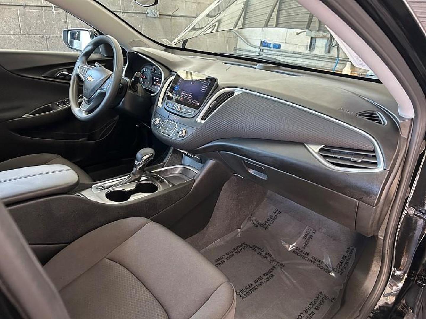 2024 BLACK Chevrolet Malibu (1G1ZD5ST2RF) with an 4-Cyl Turbo 1.5 Liter engine, Automatic CVT transmission, located at 412 Auto Vista Drive, Palmdale, CA, 93551, (661) 945-0620, 34.592636, -118.136681 - Photo#29