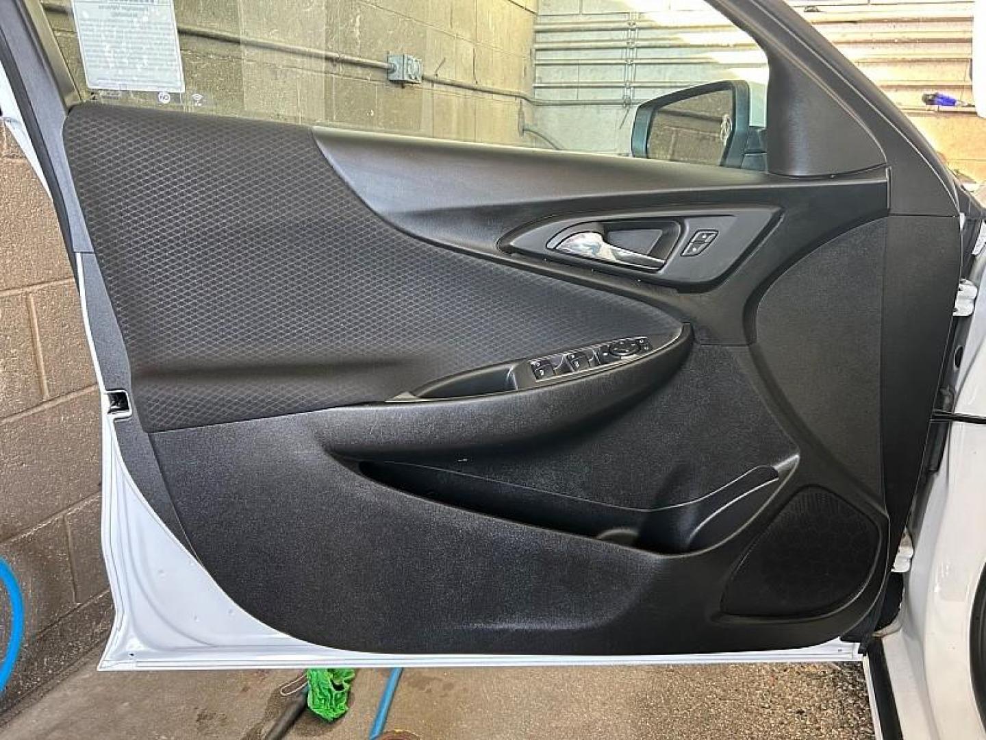 2024 WHITE Nissan Sentra (3N1AB8CVXRY) with an 4-Cyl 2.0 Liter engine, Automatic CVT w/Xtronic transmission, located at 412 Auto Vista Drive, Palmdale, CA, 93551, (661) 945-0620, 34.592636, -118.136681 - Photo#48