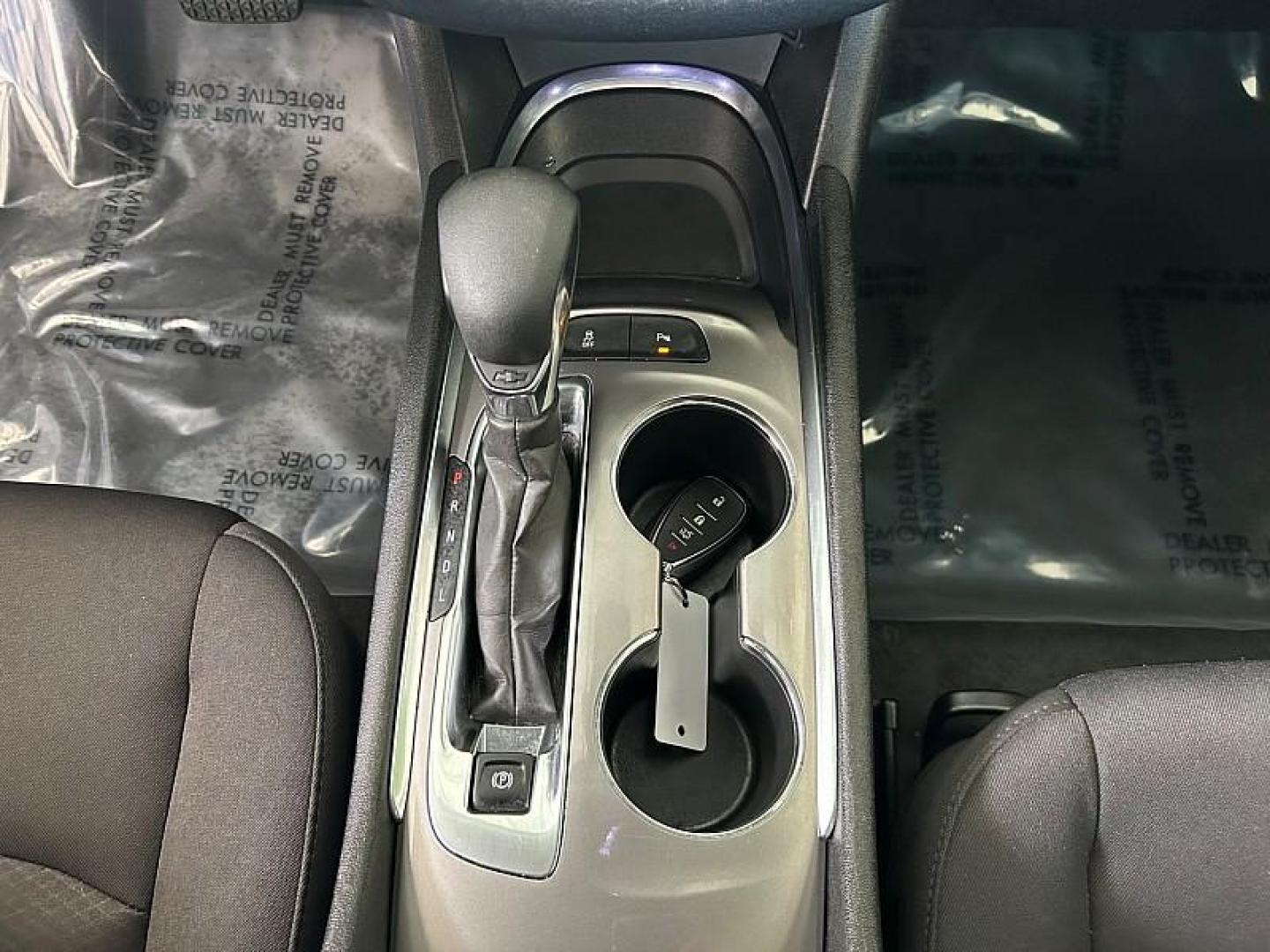 2024 WHITE Nissan Sentra (3N1AB8CVXRY) with an 4-Cyl 2.0 Liter engine, Automatic CVT w/Xtronic transmission, located at 412 Auto Vista Drive, Palmdale, CA, 93551, (661) 945-0620, 34.592636, -118.136681 - Photo#54