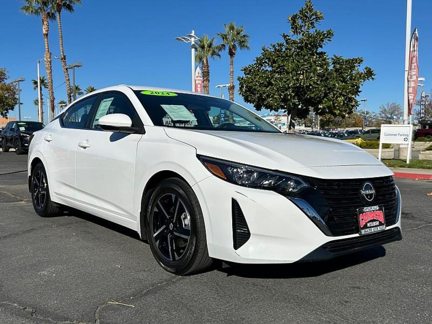 2024 WHITE Nissan Sentra (3N1AB8CVXRY) with an 4-Cyl 2.0 Liter engine, Automatic CVT w/Xtronic transmission, located at 412 Auto Vista Drive, Palmdale, CA, 93551, (661) 945-0620, 34.592636, -118.136681 - Photo#2
