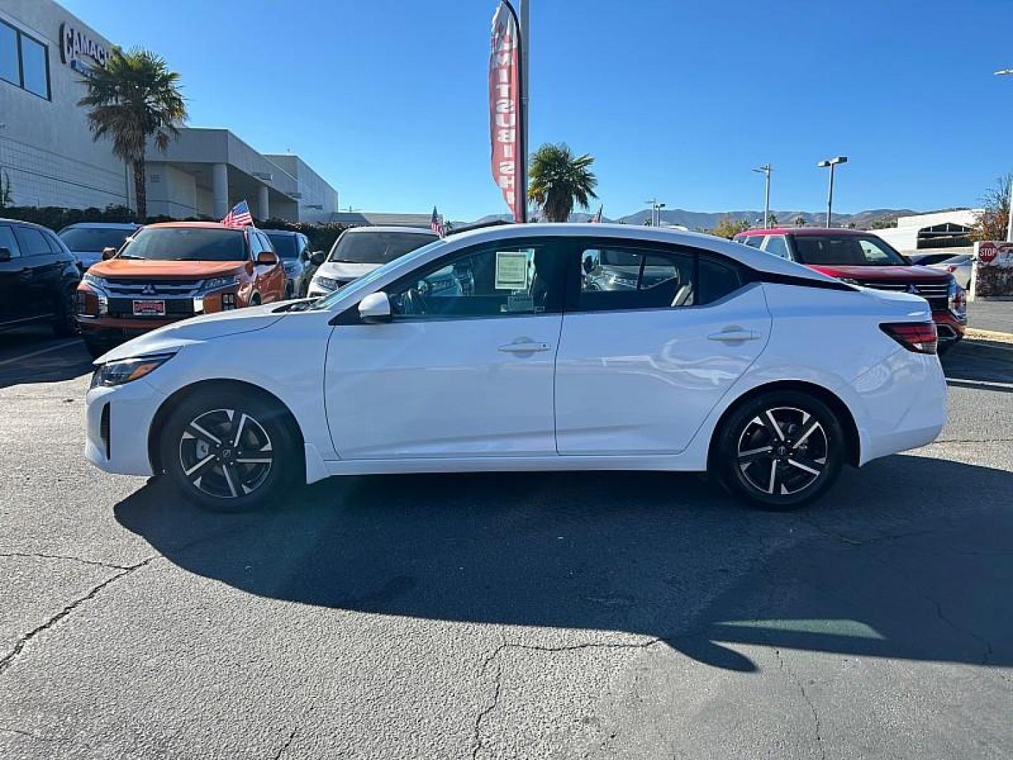 2024 WHITE Nissan Sentra (3N1AB8CVXRY) with an 4-Cyl 2.0 Liter engine, Automatic CVT w/Xtronic transmission, located at 412 Auto Vista Drive, Palmdale, CA, 93551, (661) 945-0620, 34.592636, -118.136681 - Photo#20