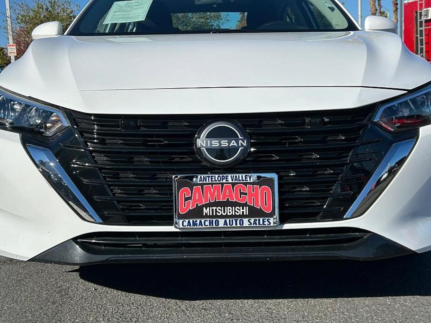 2024 WHITE Nissan Sentra (3N1AB8CVXRY) with an 4-Cyl 2.0 Liter engine, Automatic CVT w/Xtronic transmission, located at 412 Auto Vista Drive, Palmdale, CA, 93551, (661) 945-0620, 34.592636, -118.136681 - Photo#26