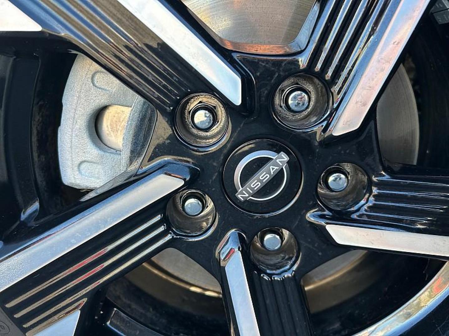 2024 WHITE Nissan Sentra (3N1AB8CVXRY) with an 4-Cyl 2.0 Liter engine, Automatic CVT w/Xtronic transmission, located at 412 Auto Vista Drive, Palmdale, CA, 93551, (661) 945-0620, 34.592636, -118.136681 - Photo#35