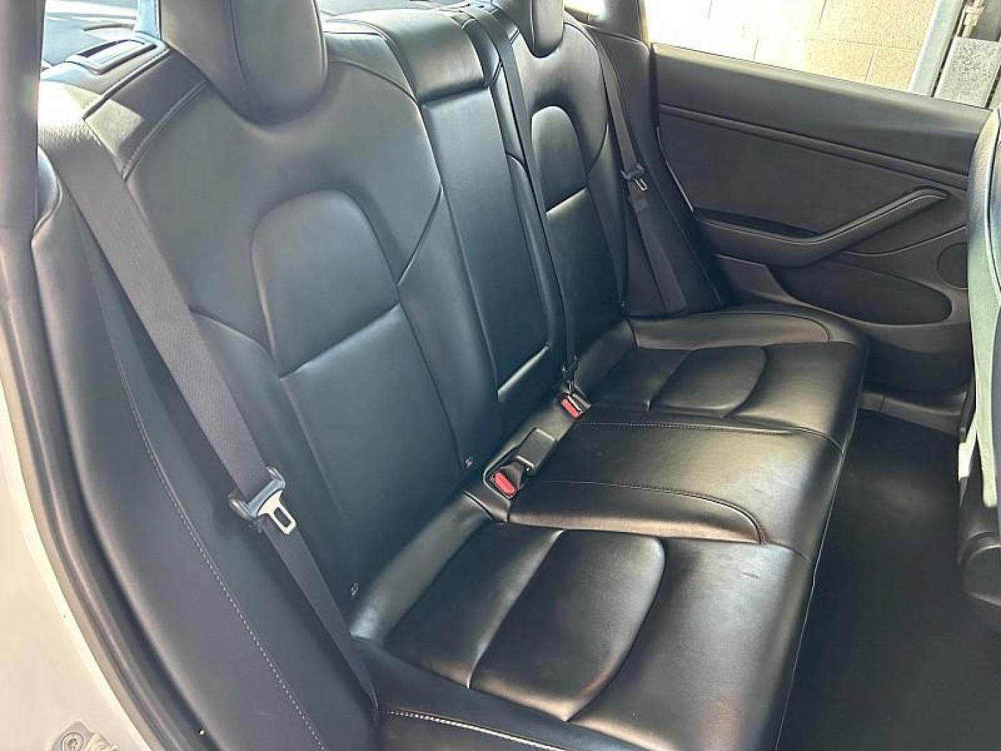 2024 WHITE Nissan Sentra (3N1AB8CVXRY) with an 4-Cyl 2.0 Liter engine, Automatic CVT w/Xtronic transmission, located at 412 Auto Vista Drive, Palmdale, CA, 93551, (661) 945-0620, 34.592636, -118.136681 - Photo#87