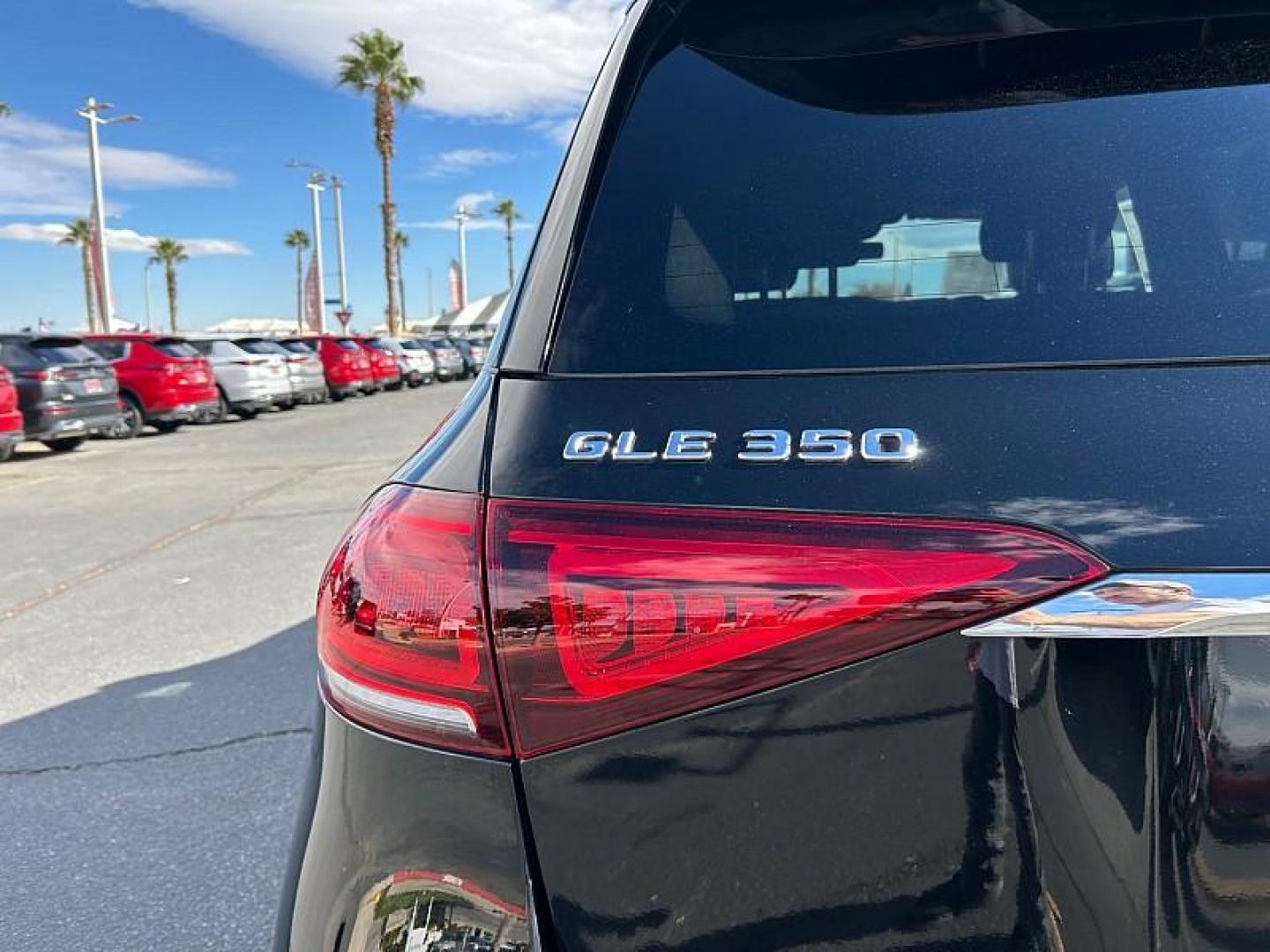 2020 BLACK Mercedes-Benz GLE-Class (4JGFB4JB8LA) with an 4-Cyl Turbo 2.0 Liter engine, Automatic 9-Spd 9G-Tronic transmission, located at 412 Auto Vista Drive, Palmdale, CA, 93551, (661) 945-0620, 34.592636, -118.136681 - Photo#10