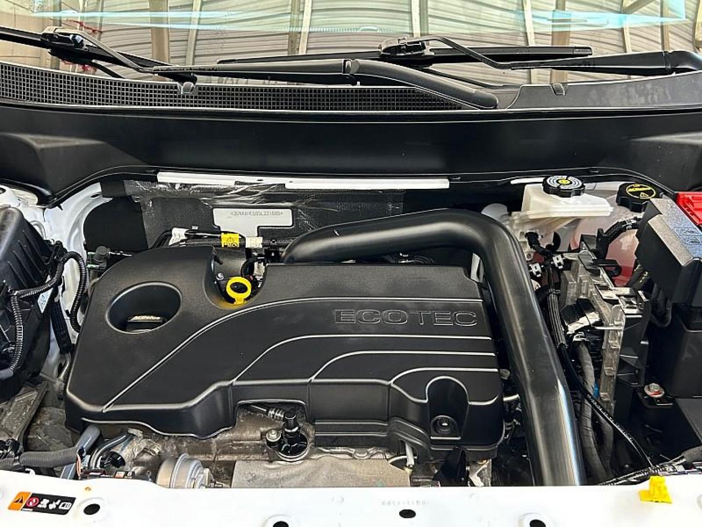 2025 WHITE Chevrolet Equinox (3GNAXHEG8SL) with an 4-Cyl Turbo 1.5 Liter engine, Automatic CVT transmission, located at 412 Auto Vista Drive, Palmdale, CA, 93551, (661) 945-0620, 34.592636, -118.136681 - Photo#28