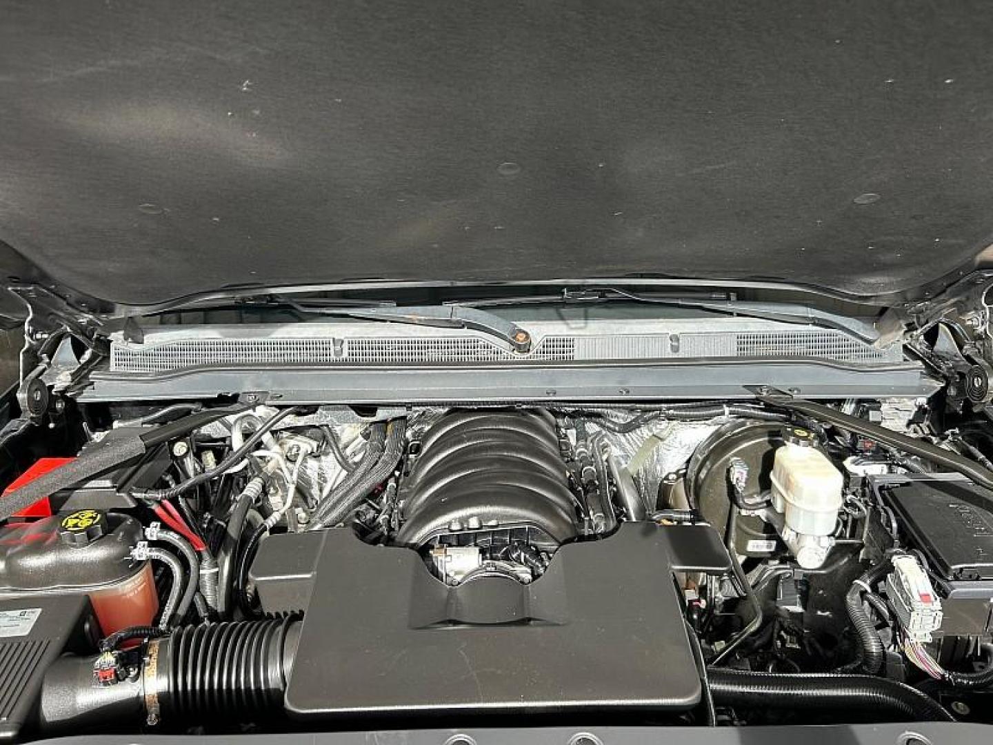 2018 BLACK GMC Yukon (1GKS1CKJ1JR) with an V8 EcoTec3 6.2 Liter engine, Automatic 10-Spd w/Overdrive transmission, located at 412 Auto Vista Drive, Palmdale, CA, 93551, (661) 945-0620, 34.592636, -118.136681 - Photo#30