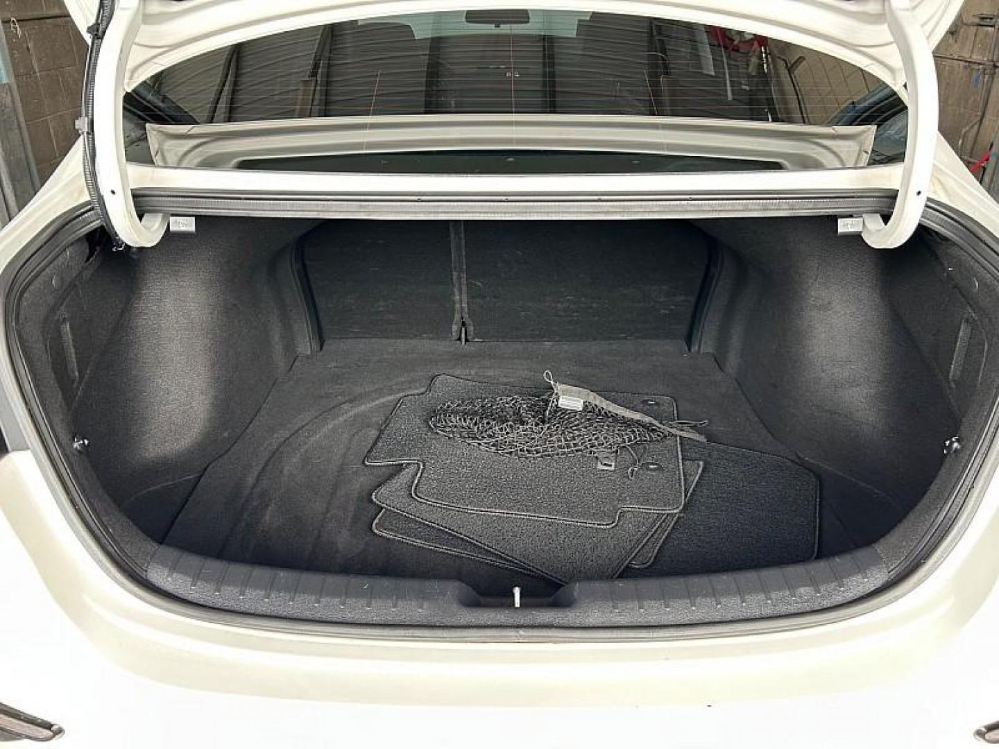 2021 WHITE Kia Forte (3KPF24AD1ME) with an 4-Cyl 2.0 Liter engine, Automatic IVT transmission, located at 412 Auto Vista Drive, Palmdale, CA, 93551, (661) 945-0620, 34.592636, -118.136681 - Photo#20