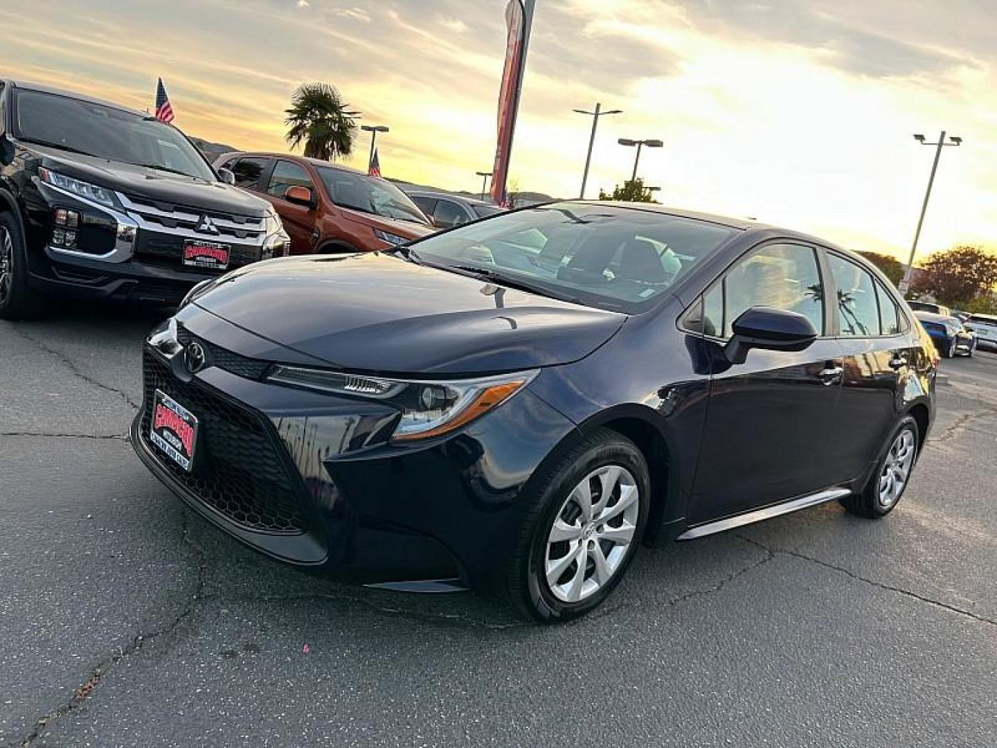 2022 BLUE Toyota Corolla (5YFEPMAE9NP) with an 4-Cyl 1.8 Liter engine, Automatic CVTi-S transmission, located at 412 Auto Vista Drive, Palmdale, CA, 93551, (661) 945-0620, 34.592636, -118.136681 - Photo#4