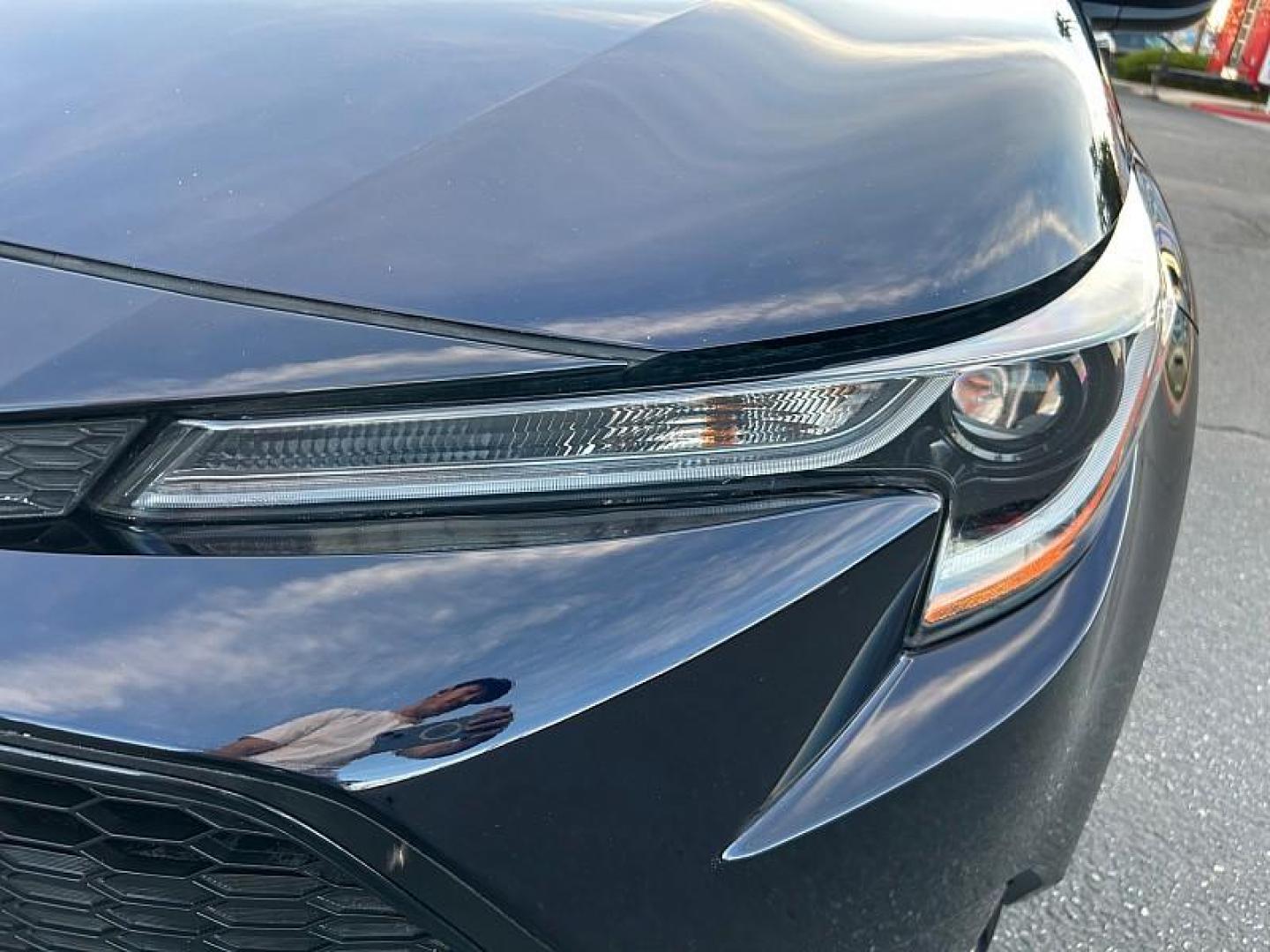 2022 BLUE Toyota Corolla (5YFEPMAE9NP) with an 4-Cyl 1.8 Liter engine, Automatic CVTi-S transmission, located at 412 Auto Vista Drive, Palmdale, CA, 93551, (661) 945-0620, 34.592636, -118.136681 - Photo#11