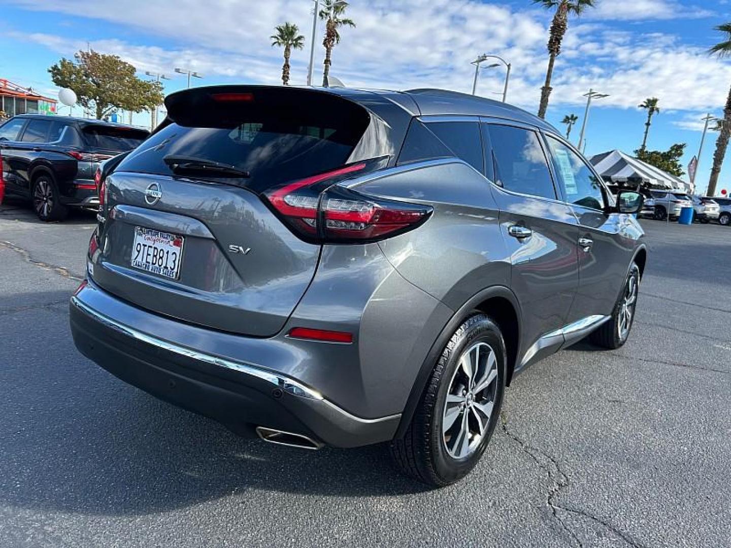 2021 GRAY Nissan Murano (5N1AZ2BJ9MC) with an V6 3.5 Liter engine, Automatic Xtronic CVT transmission, located at 412 Auto Vista Drive, Palmdale, CA, 93551, (661) 945-0620, 34.592636, -118.136681 - Photo#6