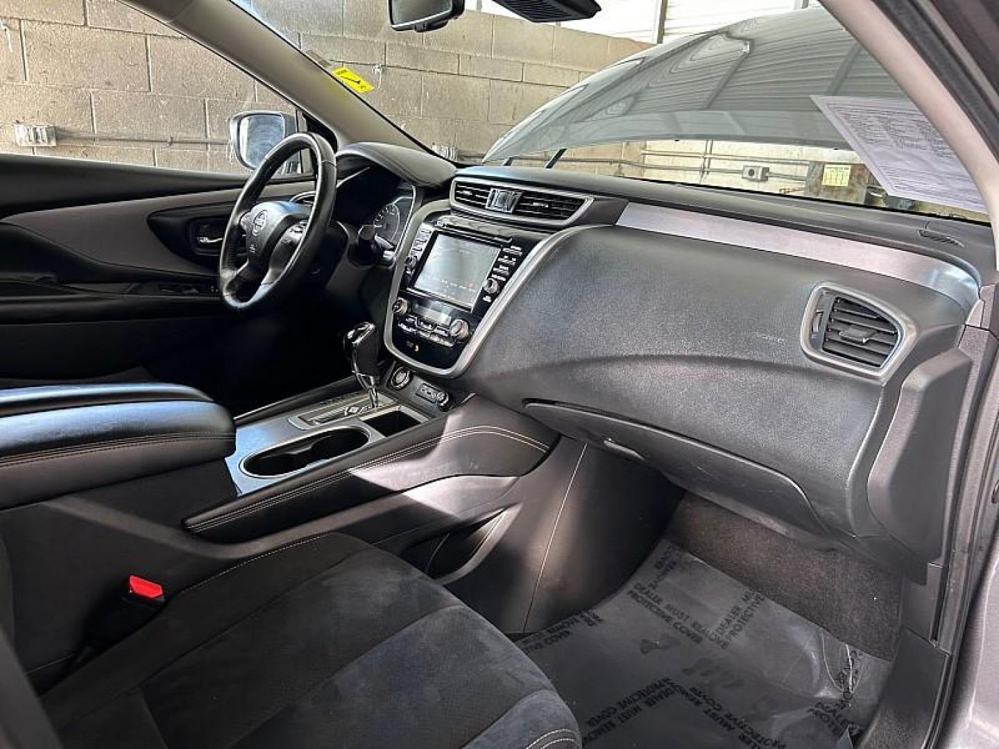 2021 GRAY Nissan Murano (5N1AZ2BJ9MC) with an V6 3.5 Liter engine, Automatic Xtronic CVT transmission, located at 412 Auto Vista Drive, Palmdale, CA, 93551, (661) 945-0620, 34.592636, -118.136681 - Photo#27