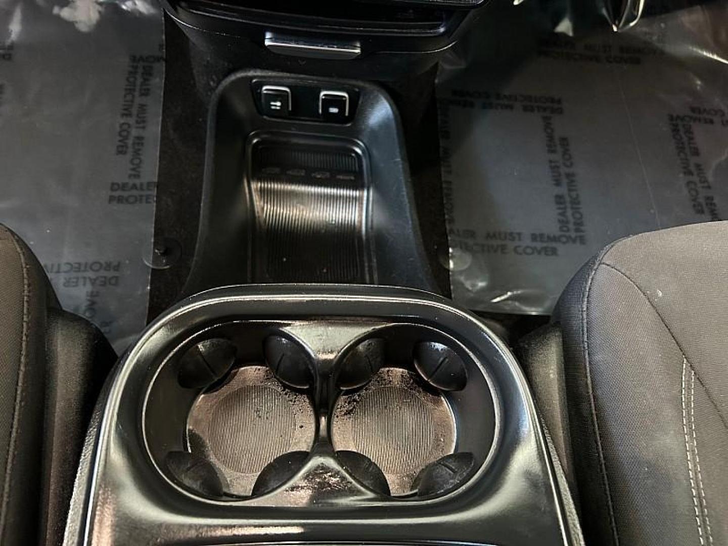 2019 /GRAY Chrysler Pacifica (2C4RC1FG4KR) with an V6 3.6 Liter engine, Automatic 9-Spd transmission, located at 412 Auto Vista Drive, Palmdale, CA, 93551, (661) 945-0620, 34.592636, -118.136681 - Photo#23