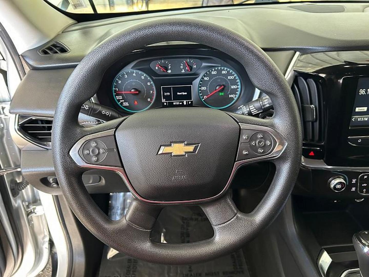 2018 SILVER Chevrolet Traverse (1GNERFKW4JJ) with an V6 3.6 Liter engine, Automatic 9-Spd transmission, located at 412 Auto Vista Drive, Palmdale, CA, 93551, (661) 945-0620, 34.592636, -118.136681 - Photo#18