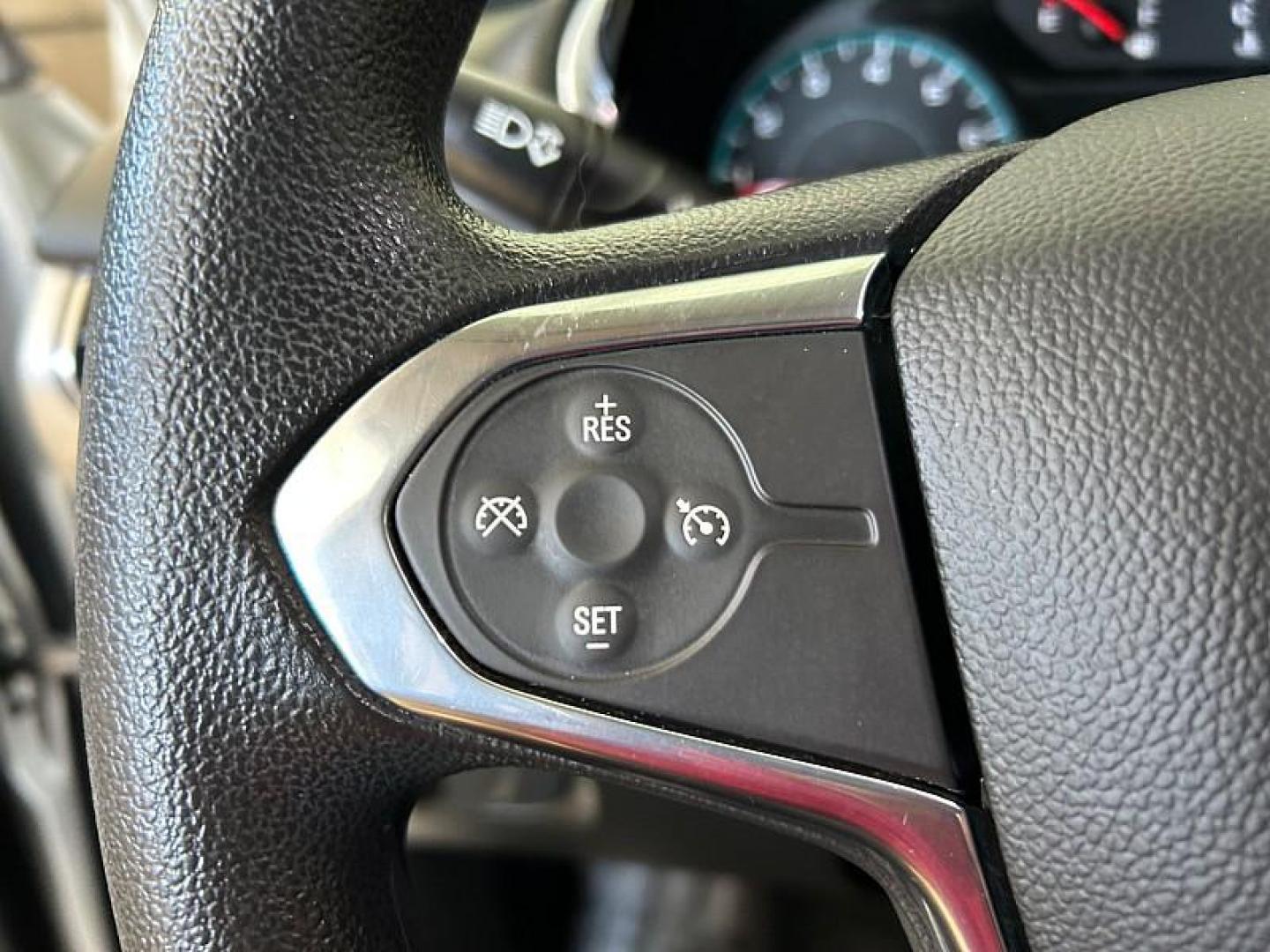 2018 SILVER Chevrolet Traverse (1GNERFKW4JJ) with an V6 3.6 Liter engine, Automatic 9-Spd transmission, located at 412 Auto Vista Drive, Palmdale, CA, 93551, (661) 945-0620, 34.592636, -118.136681 - Photo#19