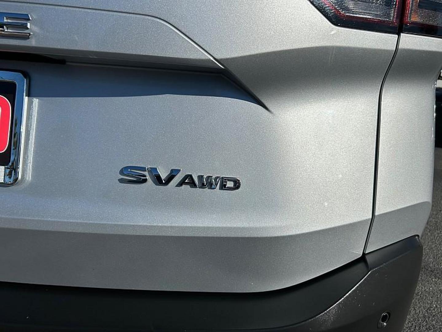 2021 SILVER Nissan Rogue (5N1AT3BBXMC) with an 4-Cyl 2.5 Liter engine, Automatic CVT w/Xtronic transmission, located at 412 Auto Vista Drive, Palmdale, CA, 93551, (661) 945-0620, 34.592636, -118.136681 - Photo#13