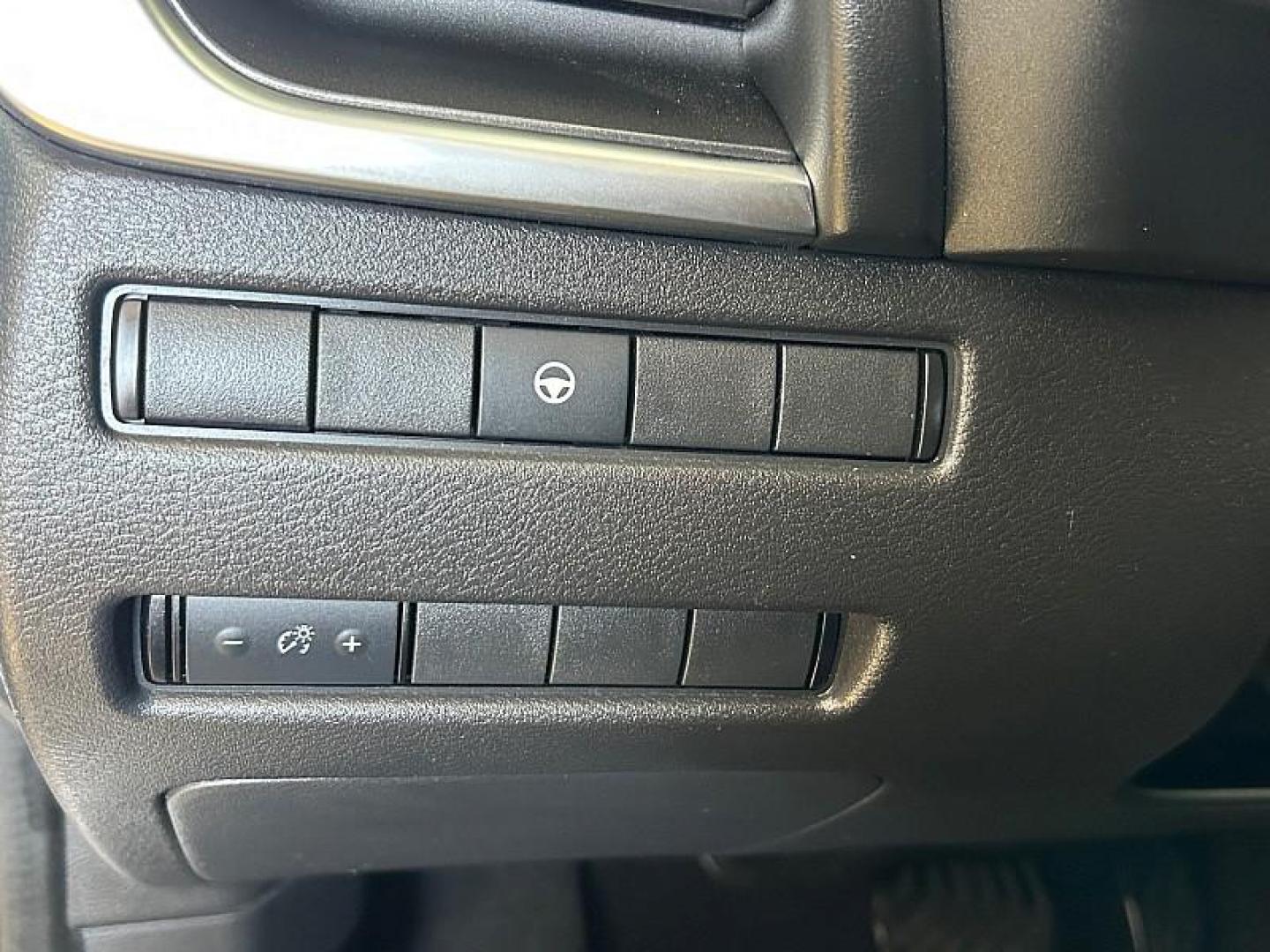 2021 SILVER Nissan Rogue (5N1AT3BBXMC) with an 4-Cyl 2.5 Liter engine, Automatic CVT w/Xtronic transmission, located at 412 Auto Vista Drive, Palmdale, CA, 93551, (661) 945-0620, 34.592636, -118.136681 - Photo#30