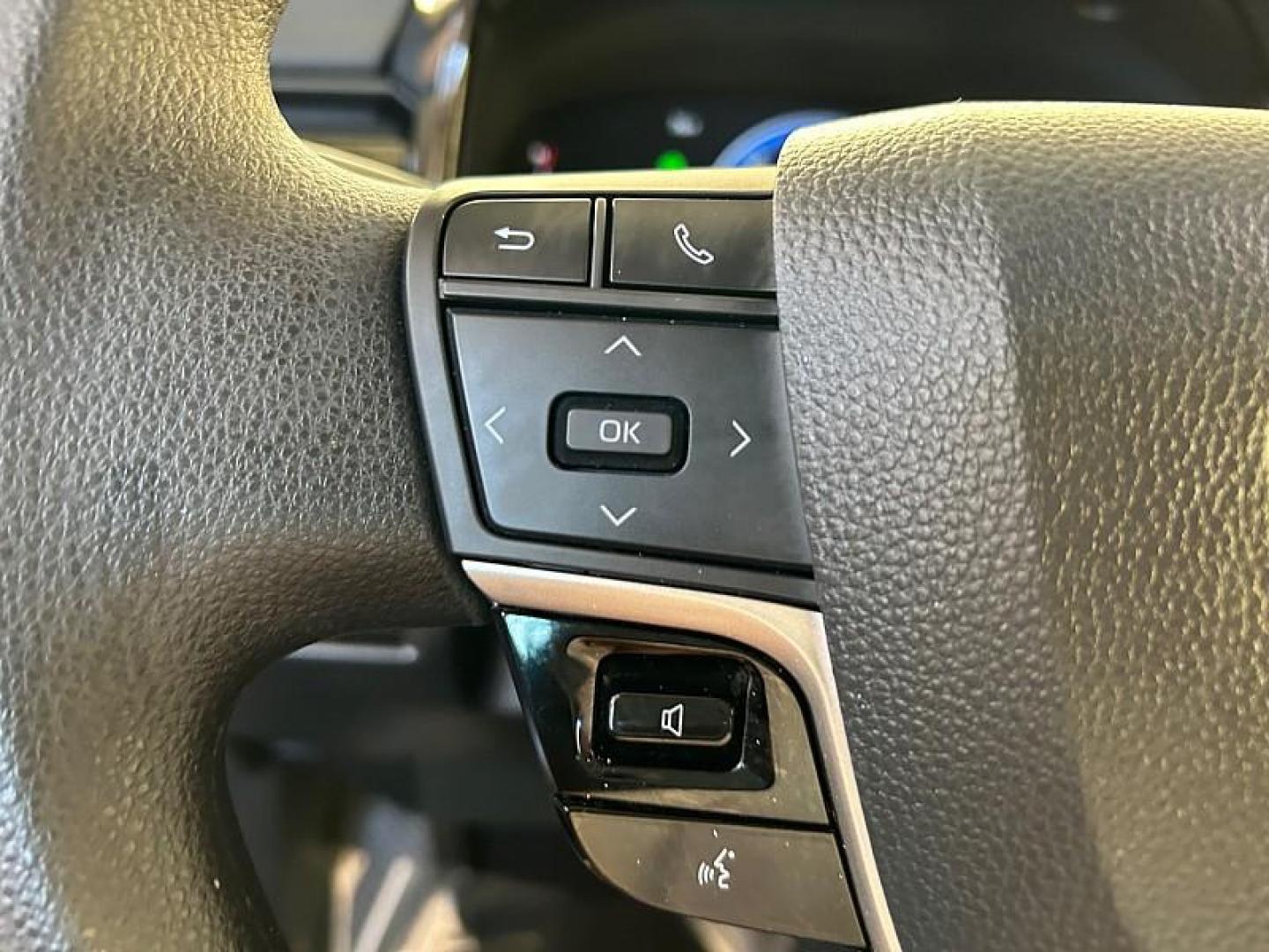 2025 GRAY Toyota Camry (4T1DAACK6SU) with an 4-Cyl Hybrid 2.5 Liter engine, Automatic CVT transmission, located at 412 Auto Vista Drive, Palmdale, CA, 93551, (661) 945-0620, 34.592636, -118.136681 - Photo#14