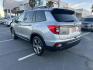 2020 GRAY Honda Passport (5FNYF7H9XLB) with an V6 i-VTEC 3.5 Liter engine, Automatic 9-Spd transmission, located at 412 Auto Vista Drive, Palmdale, CA, 93551, (661) 945-0620, 34.592636, -118.136681 - Photo#4