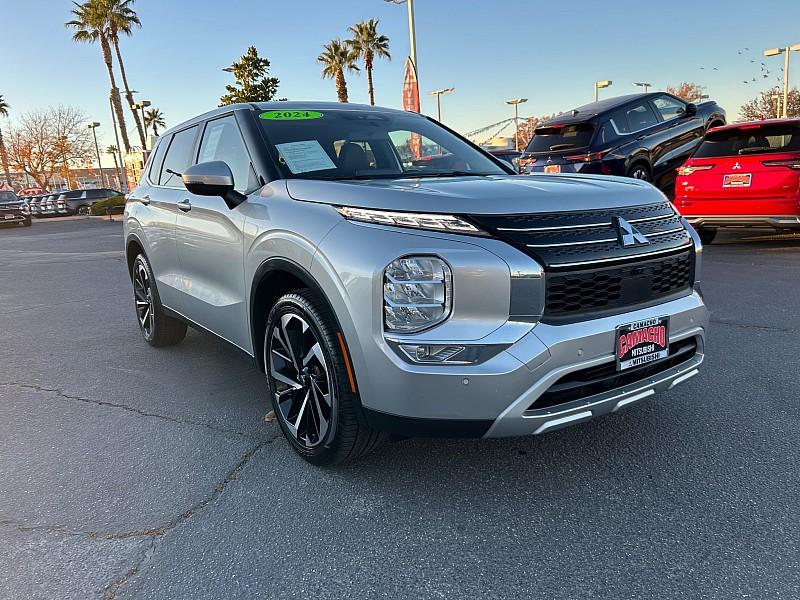 photo of 2024 Mitsubishi Outlander 