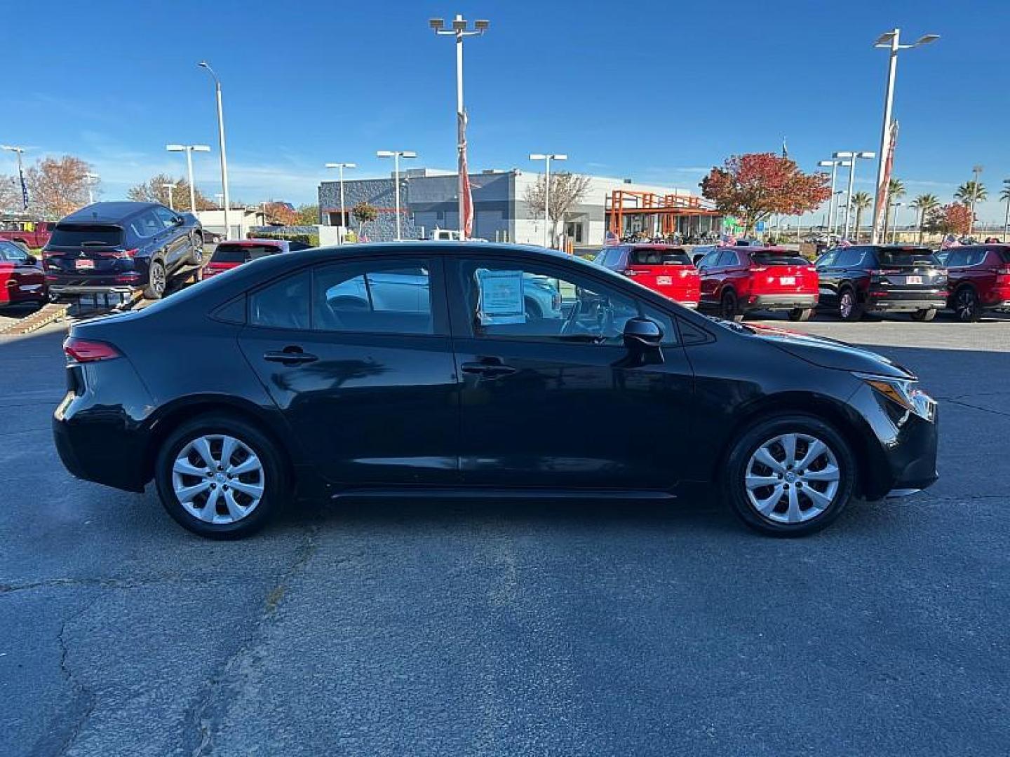 2022 BLACK Toyota Corolla (5YFEPMAE9NP) with an 4-Cyl 1.8 Liter engine, Automatic CVTi-S transmission, located at 412 Auto Vista Drive, Palmdale, CA, 93551, (661) 945-0620, 34.592636, -118.136681 - Photo#10