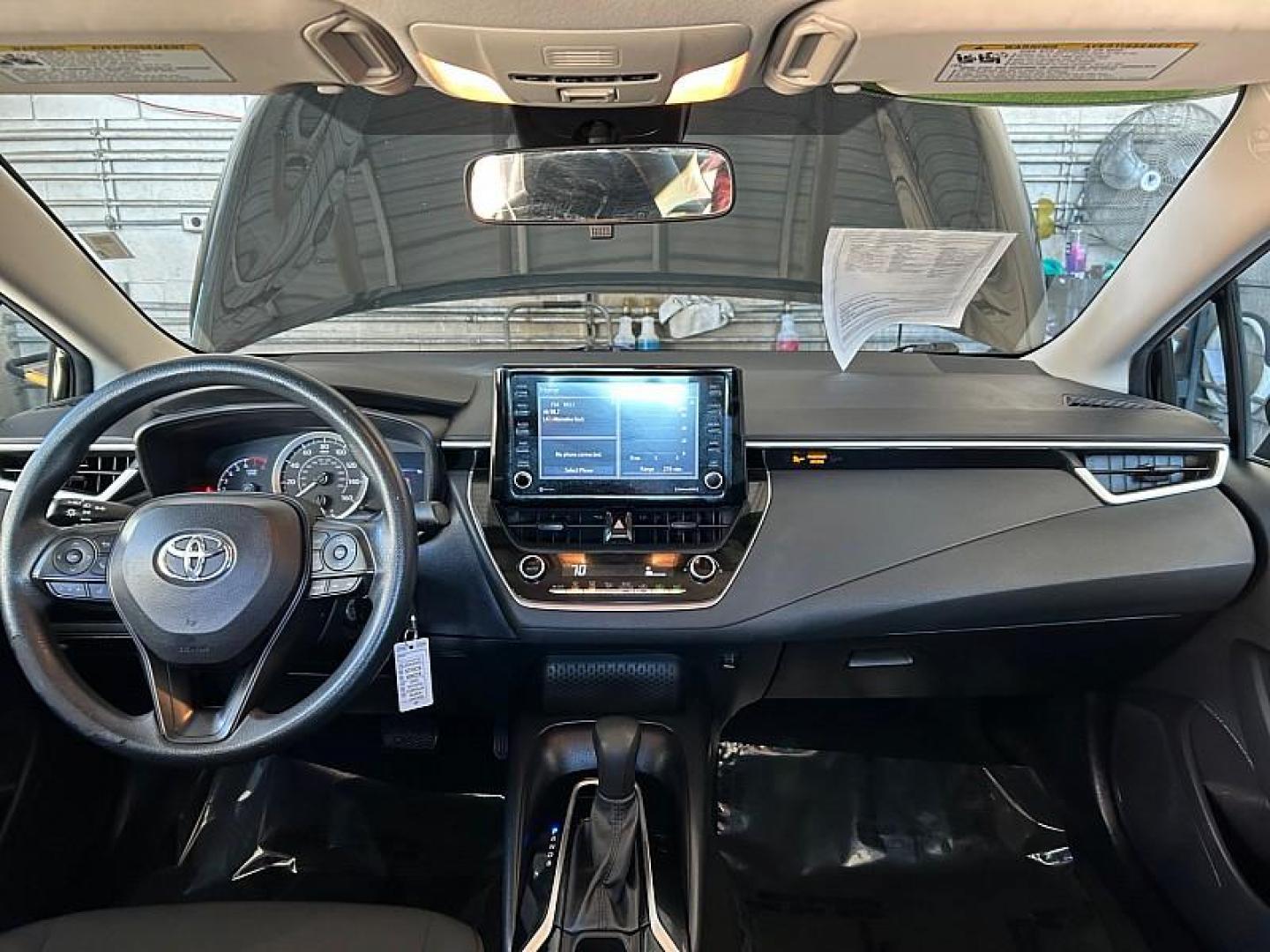 2022 BLACK Toyota Corolla (5YFEPMAE9NP) with an 4-Cyl 1.8 Liter engine, Automatic CVTi-S transmission, located at 412 Auto Vista Drive, Palmdale, CA, 93551, (661) 945-0620, 34.592636, -118.136681 - Photo#19
