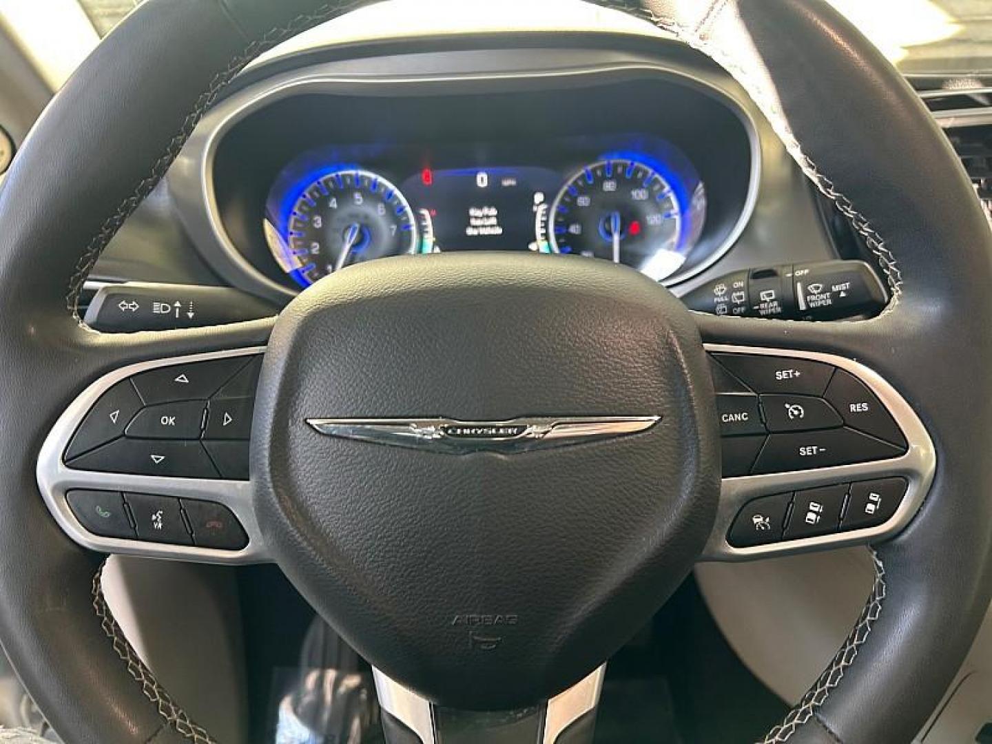 2023 WHITE Chrysler Pacifica (2C4RC1BG8PR) with an V6 3.6 Liter engine, Automatic 9-Spd transmission, located at 412 Auto Vista Drive, Palmdale, CA, 93551, (661) 945-0620, 34.592636, -118.136681 - Photo#26