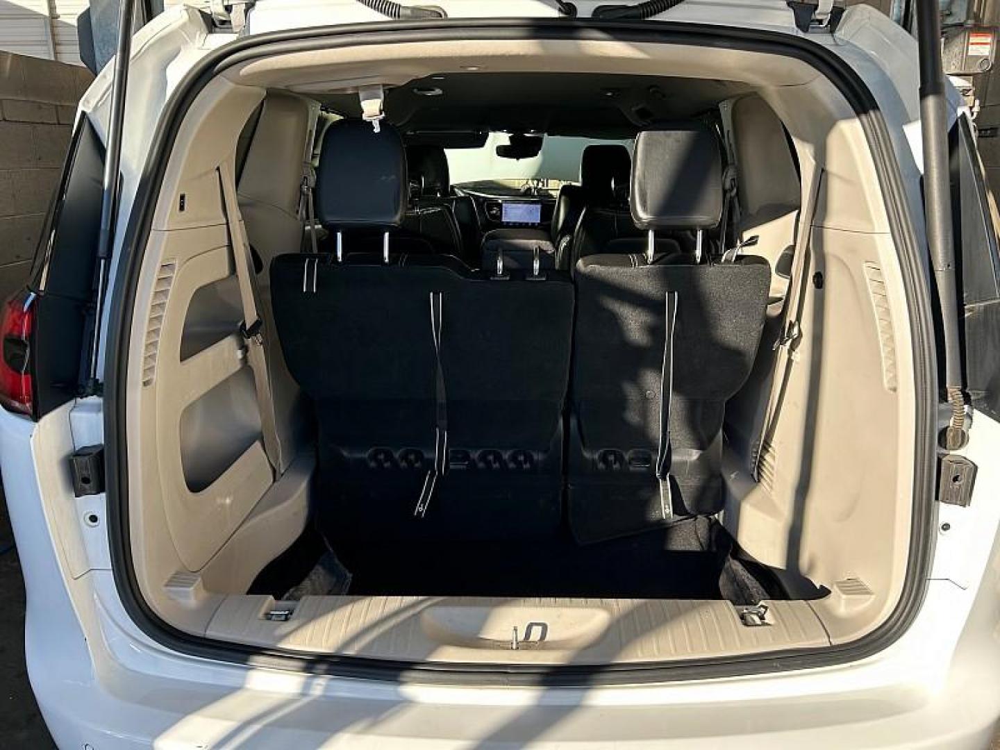 2023 WHITE Chrysler Pacifica (2C4RC1BG8PR) with an V6 3.6 Liter engine, Automatic 9-Spd transmission, located at 412 Auto Vista Drive, Palmdale, CA, 93551, (661) 945-0620, 34.592636, -118.136681 - Photo#29