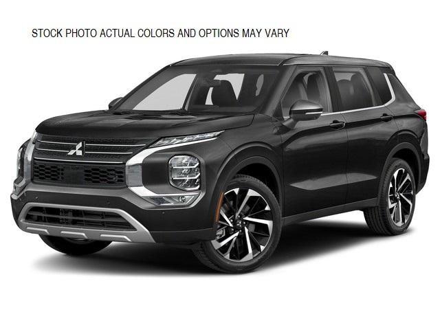 photo of 2023 Mitsubishi Outlander