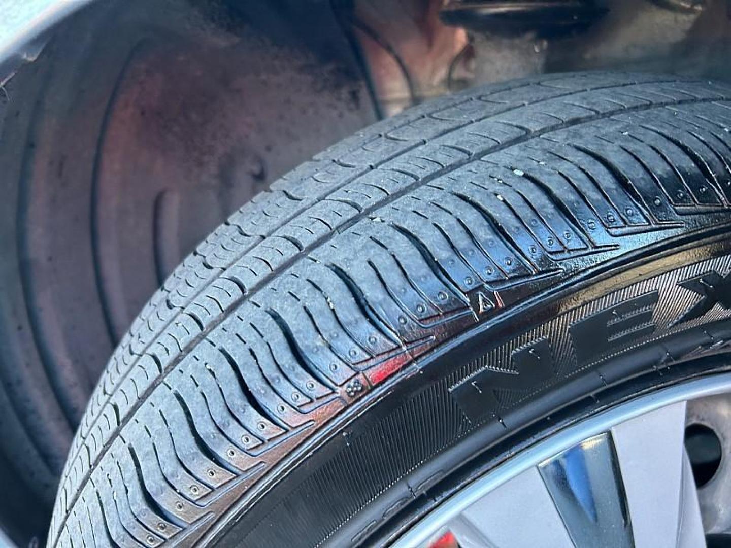 2022 GRAY Mitsubishi Mirage (ML32AUHJ4NH) with an 3-Cyl 1.2 Liter engine, Automatic CVT transmission, located at 412 Auto Vista Drive, Palmdale, CA, 93551, (661) 945-0620, 34.592636, -118.136681 - Photo#8