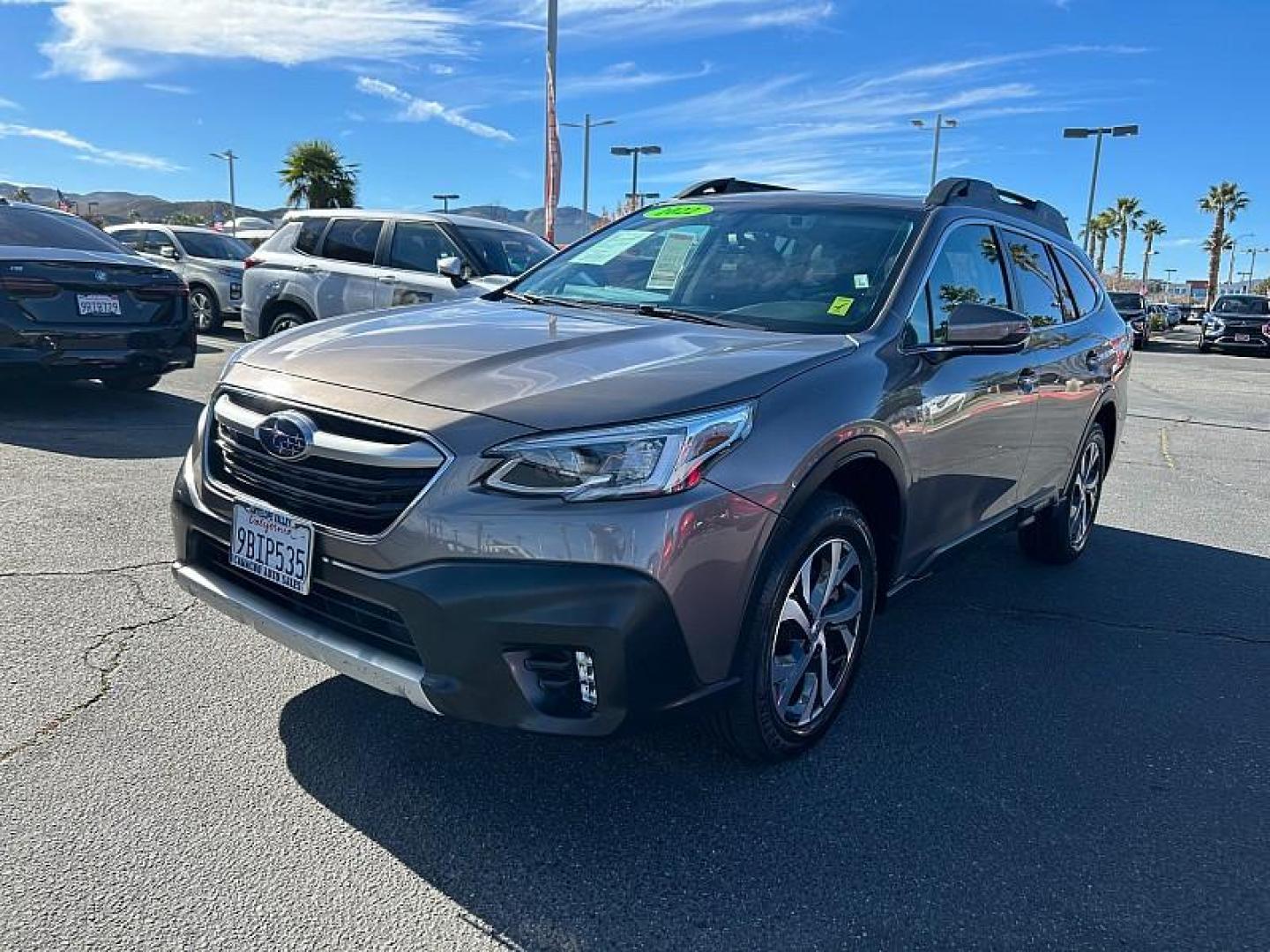 2022 BROWN Subaru Outback (4S4BTANC7N3) with an 4-Cyl 2.5 Liter engine, Automatic CVT w/Lineartronic transmission, located at 412 Auto Vista Drive, Palmdale, CA, 93551, (661) 945-0620, 34.592636, -118.136681 - Photo#3