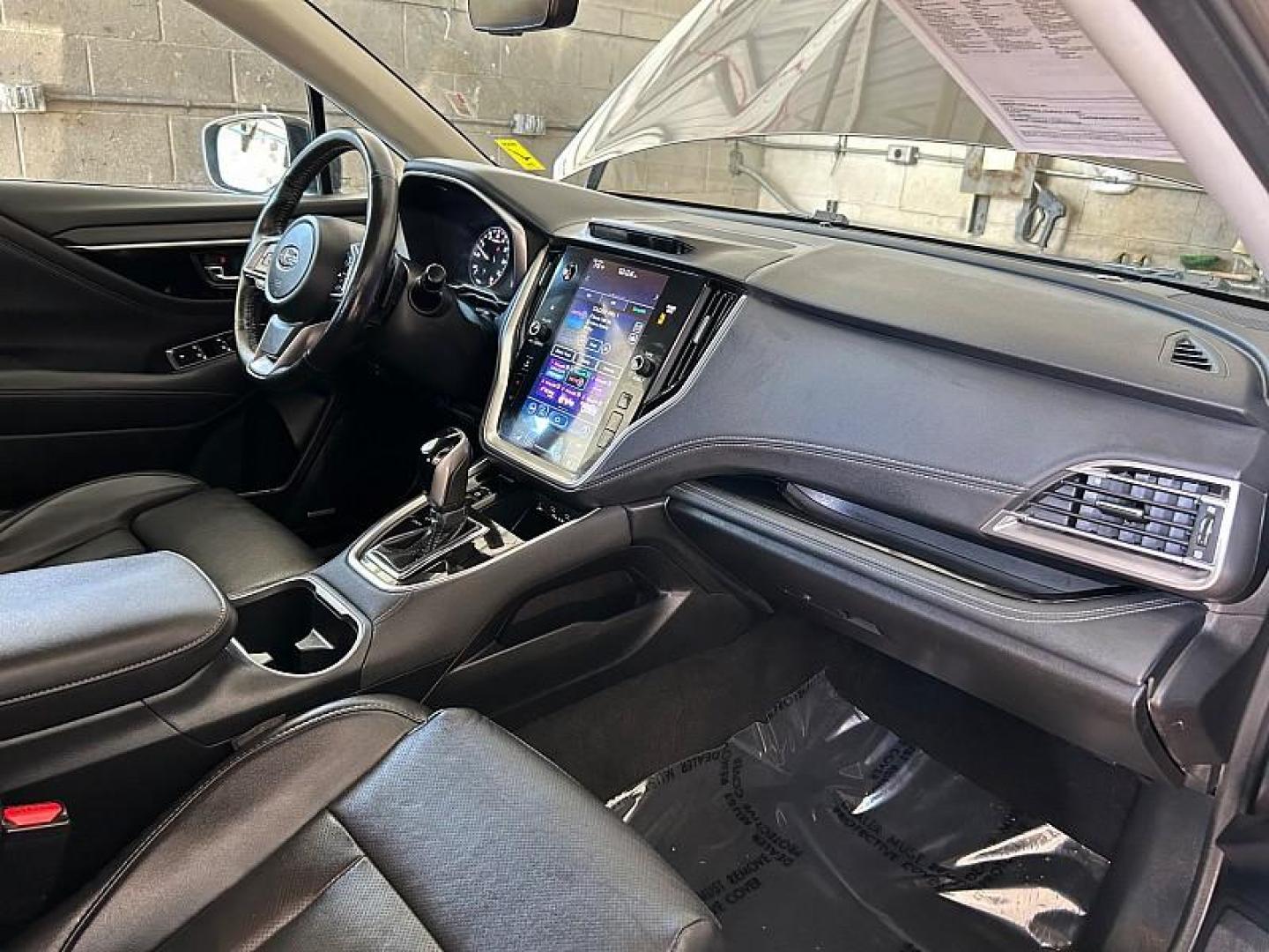 2022 BROWN Subaru Outback (4S4BTANC7N3) with an 4-Cyl 2.5 Liter engine, Automatic CVT w/Lineartronic transmission, located at 412 Auto Vista Drive, Palmdale, CA, 93551, (661) 945-0620, 34.592636, -118.136681 - Photo#28