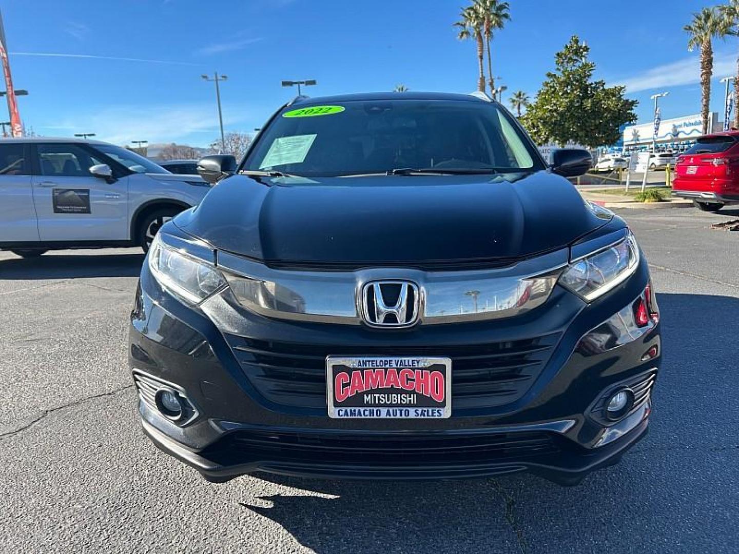 2022 BLACK Honda HR-V (3CZRU5H77NM) with an 4-Cyl i-VTEC 1.8 Liter engine, Automatic CVT w/Sport Mode transmission, located at 412 Auto Vista Drive, Palmdale, CA, 93551, (661) 945-0620, 34.592636, -118.136681 - Photo#4