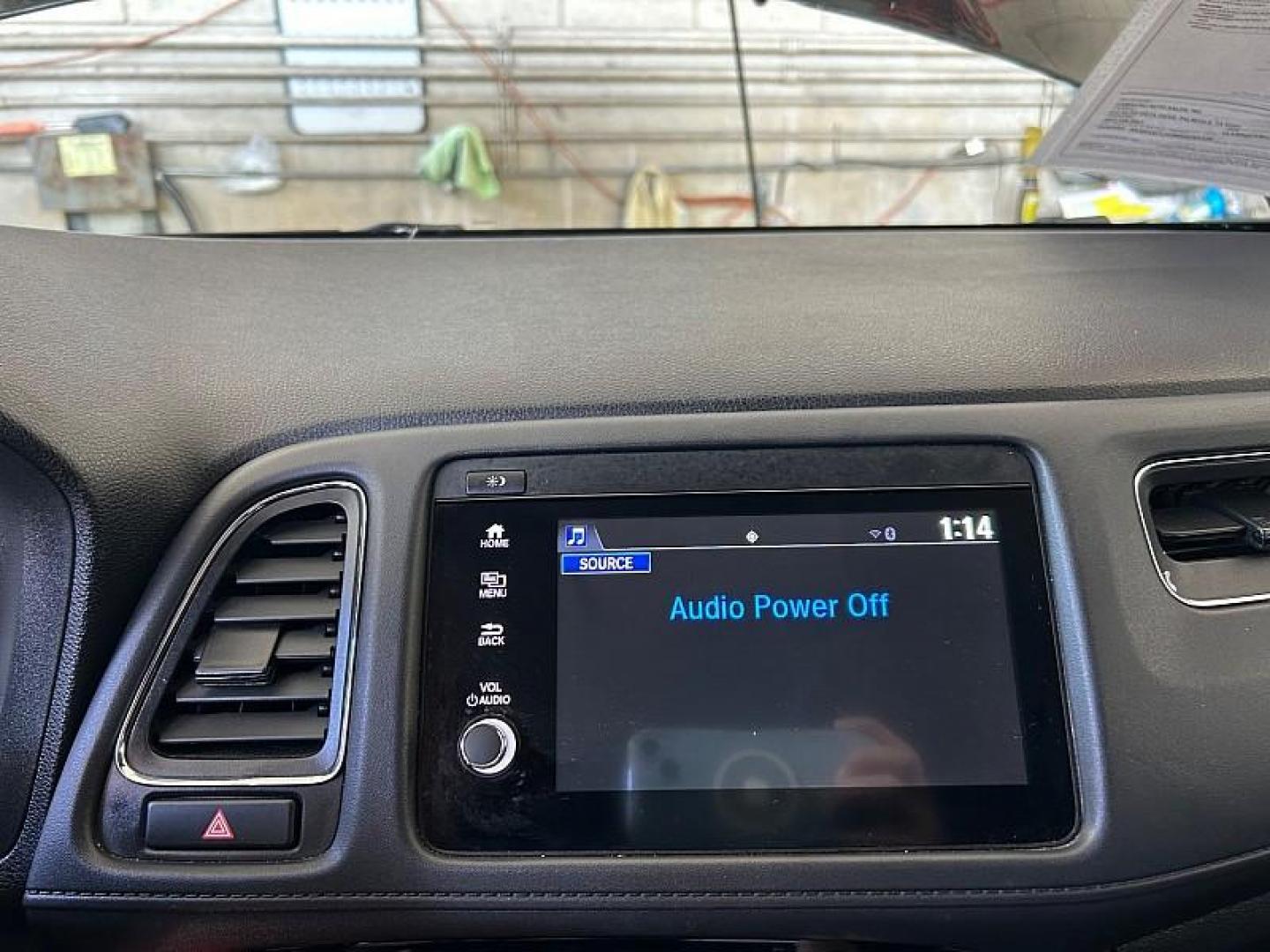 2022 BLACK Honda HR-V (3CZRU5H77NM) with an 4-Cyl i-VTEC 1.8 Liter engine, Automatic CVT w/Sport Mode transmission, located at 412 Auto Vista Drive, Palmdale, CA, 93551, (661) 945-0620, 34.592636, -118.136681 - Photo#27