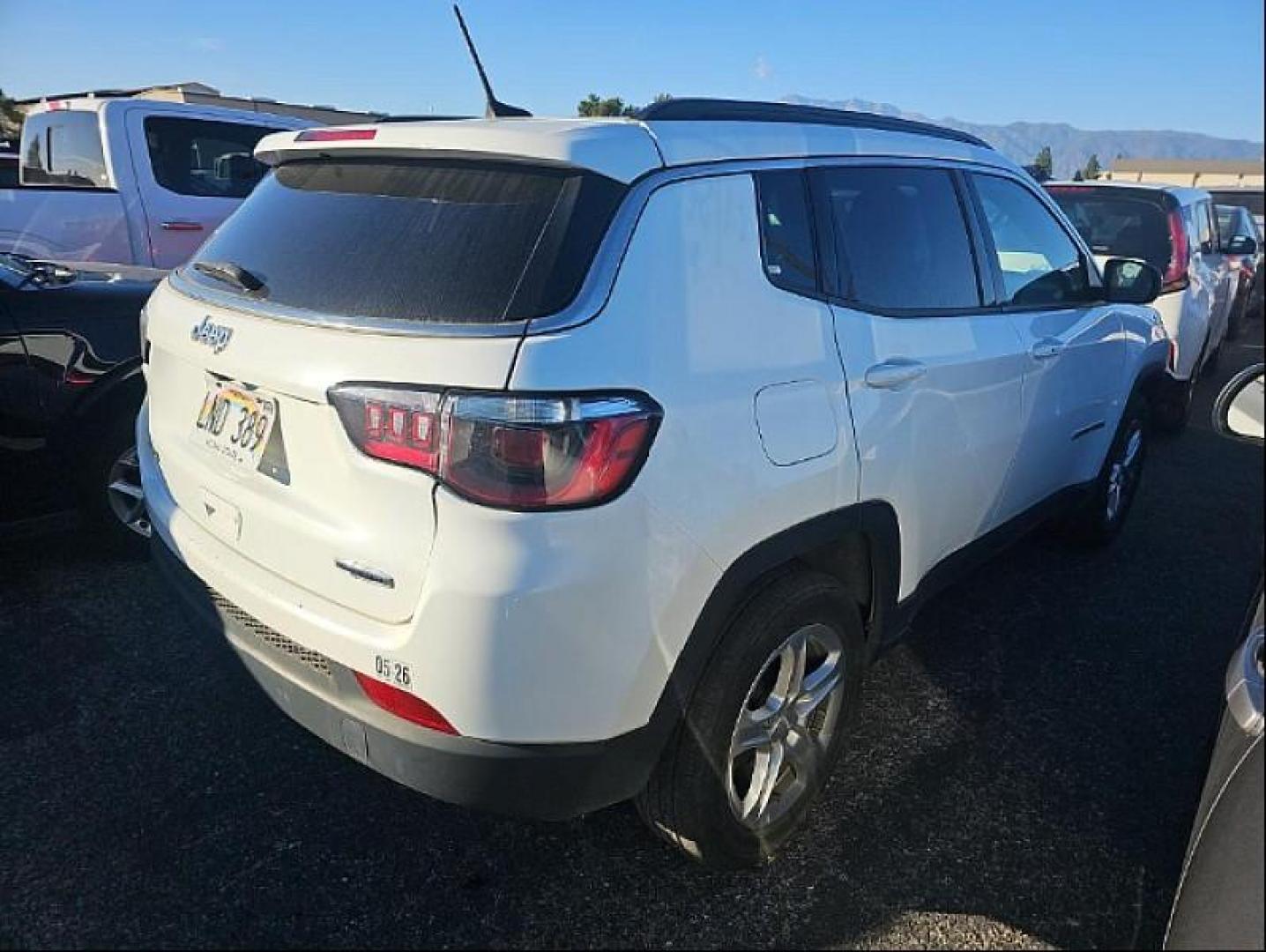 2023 WHITE Jeep Compass (3C4NJDBN2PT) with an 4-Cyl Turbo 2.0 Liter engine, Automatic 8-Spd transmission, located at 412 Auto Vista Drive, Palmdale, CA, 93551, (661) 945-0620, 34.592636, -118.136681 - Photo#1