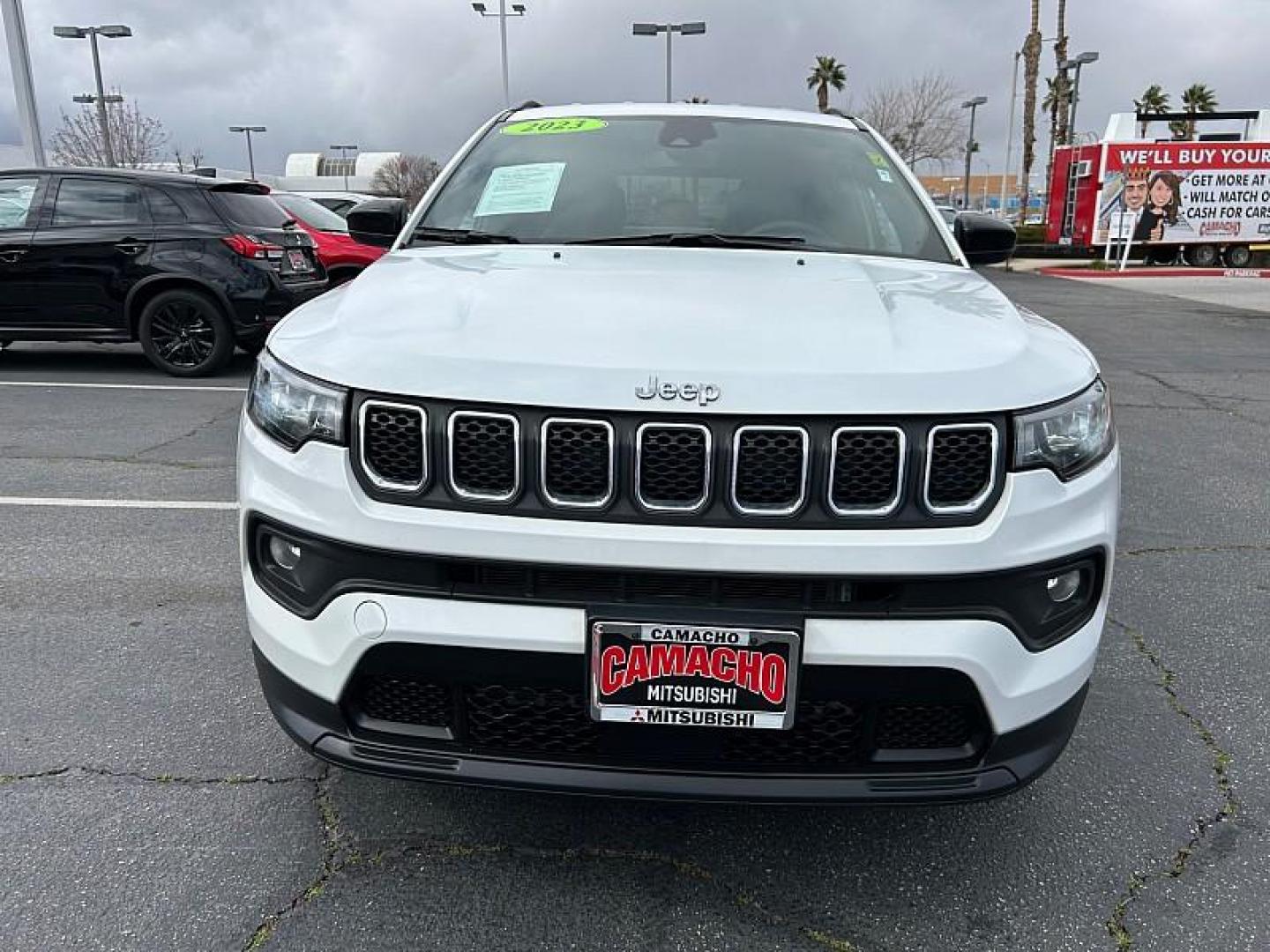 2023 WHITE Jeep Compass (3C4NJDBN2PT) with an 4-Cyl Turbo 2.0 Liter engine, Automatic 8-Spd transmission, located at 412 Auto Vista Drive, Palmdale, CA, 93551, (661) 945-0620, 34.592636, -118.136681 - Photo#1