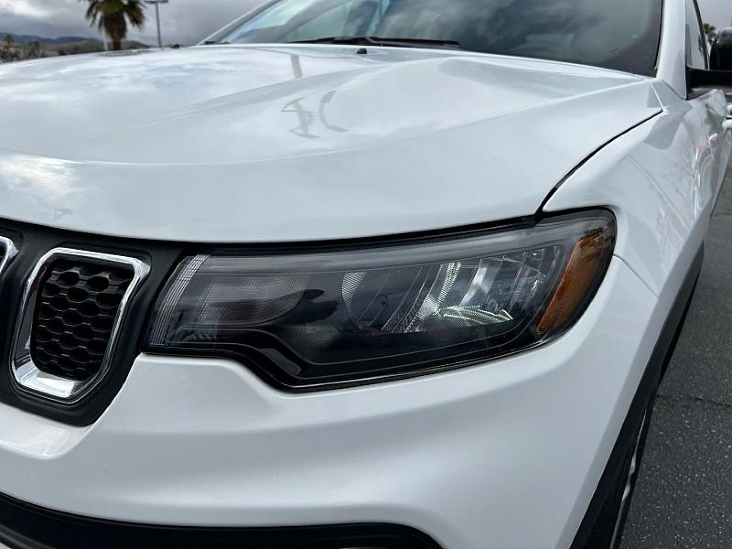 2023 WHITE Jeep Compass (3C4NJDBN2PT) with an 4-Cyl Turbo 2.0 Liter engine, Automatic 8-Spd transmission, located at 412 Auto Vista Drive, Palmdale, CA, 93551, (661) 945-0620, 34.592636, -118.136681 - Photo#11