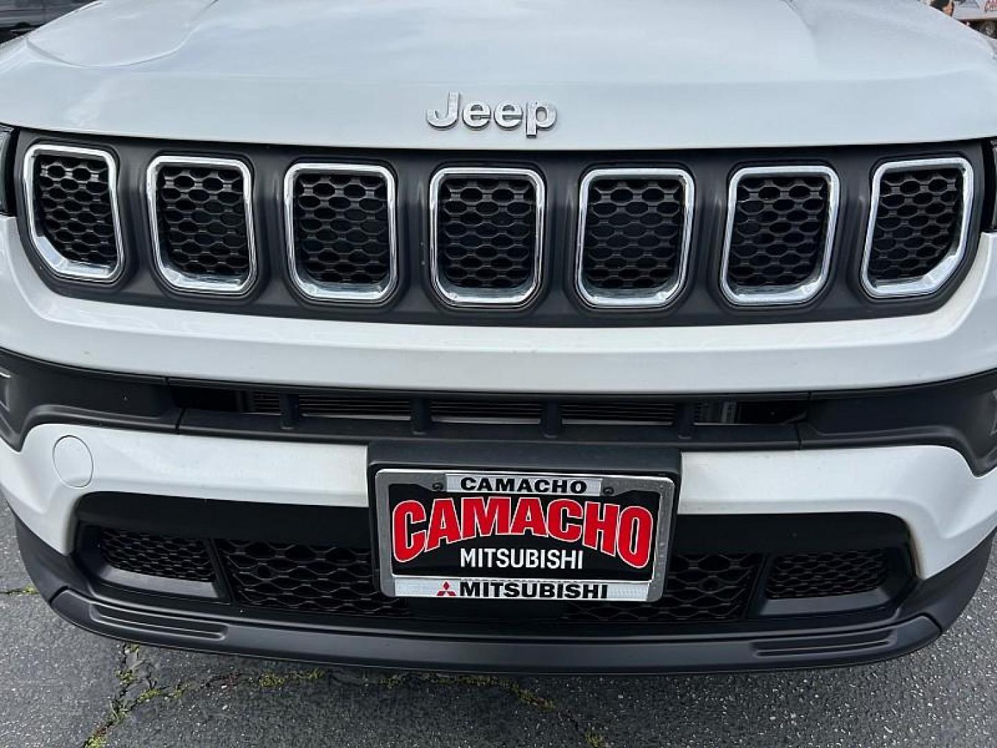 2023 WHITE Jeep Compass (3C4NJDBN2PT) with an 4-Cyl Turbo 2.0 Liter engine, Automatic 8-Spd transmission, located at 412 Auto Vista Drive, Palmdale, CA, 93551, (661) 945-0620, 34.592636, -118.136681 - Photo#12