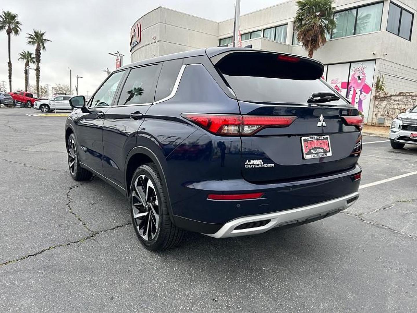 2023 BLUE Mitsubishi Outlander (JA4J4UA83PZ) with an 4-Cyl 2.5 Liter engine, Automatic CVT transmission, located at 412 Auto Vista Drive, Palmdale, CA, 93551, (661) 945-0620, 34.592636, -118.136681 - Photo#7
