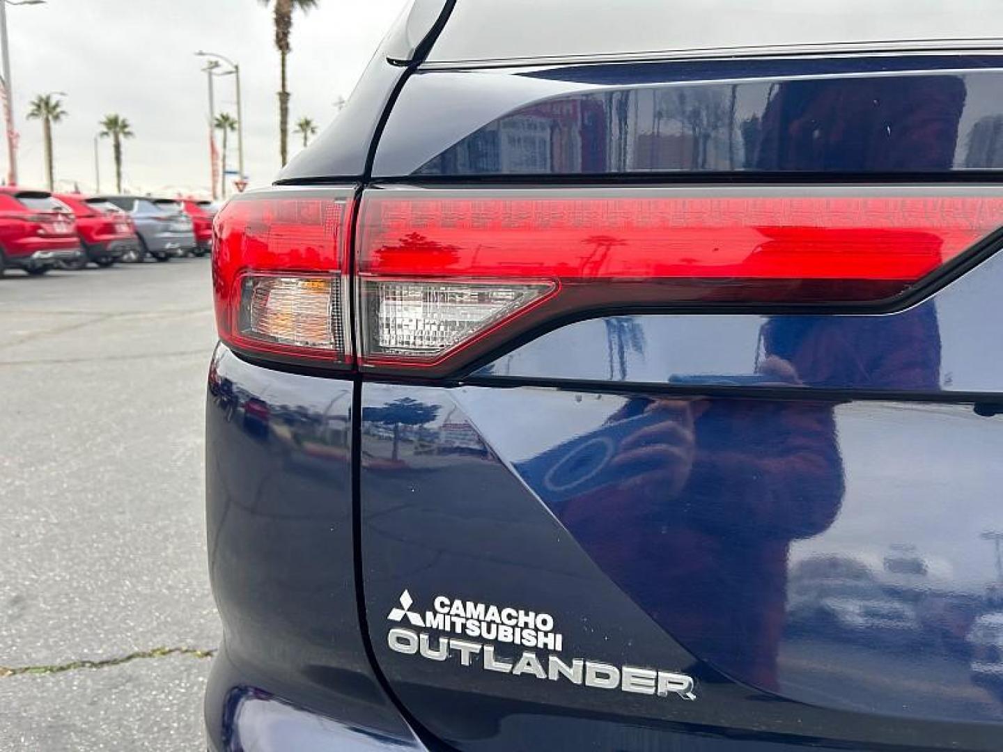 2023 BLUE Mitsubishi Outlander (JA4J4UA83PZ) with an 4-Cyl 2.5 Liter engine, Automatic CVT transmission, located at 412 Auto Vista Drive, Palmdale, CA, 93551, (661) 945-0620, 34.592636, -118.136681 - Photo#16