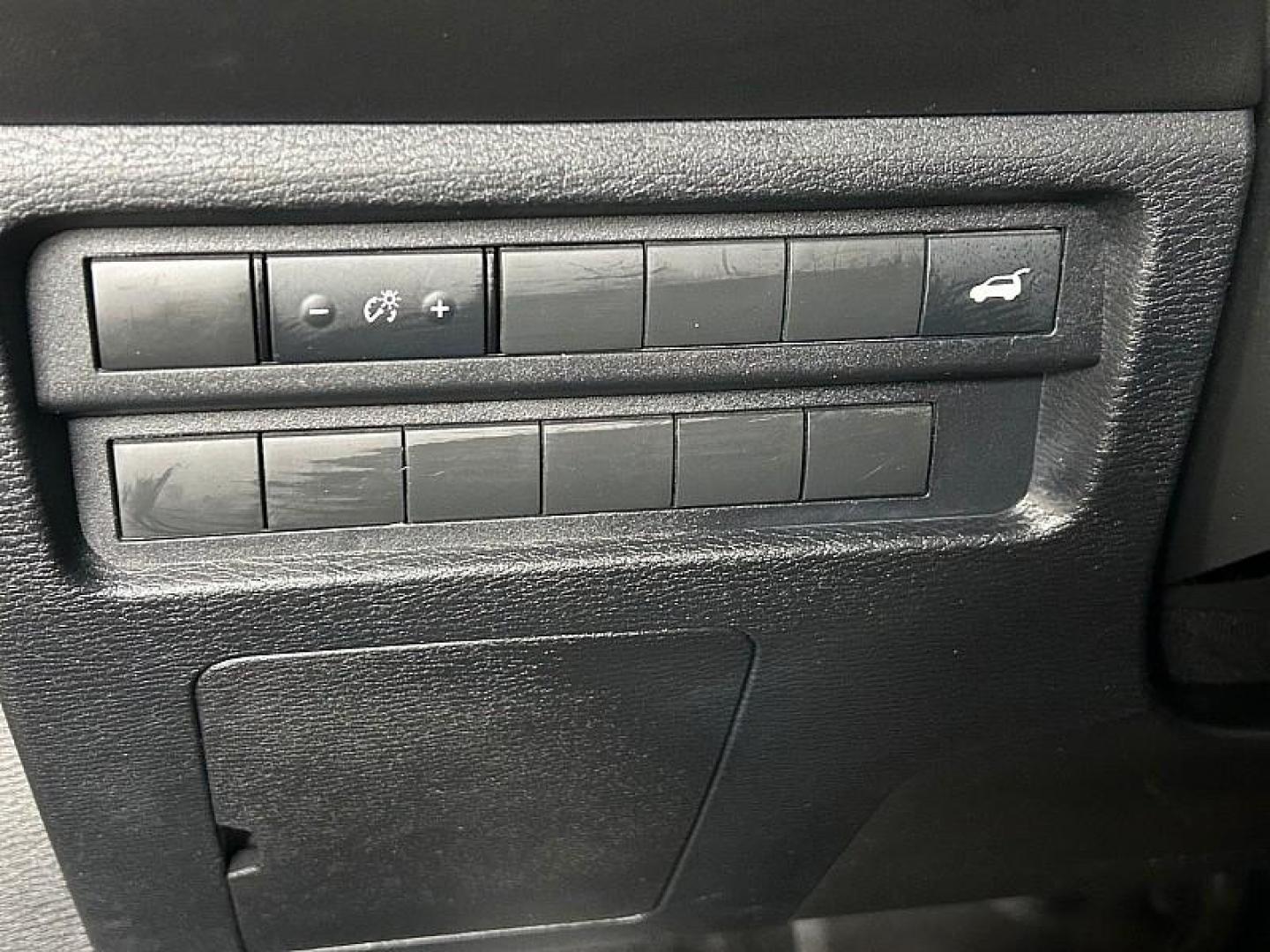 2023 BLUE Mitsubishi Outlander (JA4J4UA83PZ) with an 4-Cyl 2.5 Liter engine, Automatic CVT transmission, located at 412 Auto Vista Drive, Palmdale, CA, 93551, (661) 945-0620, 34.592636, -118.136681 - Photo#25