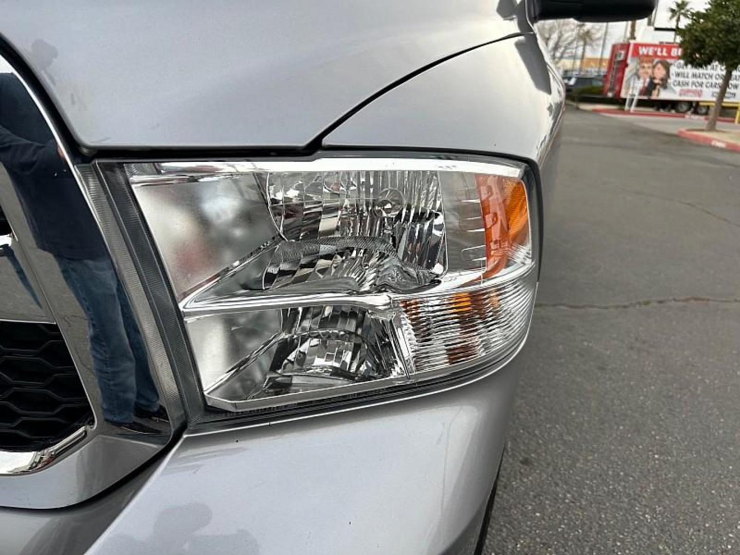 2024 SILVER Ram 1500 Classic 2WD (1C6RR6GG8RS) with an 6-Cyl 3.6 Liter engine, Automatic 8-Spd transmission, located at 412 Auto Vista Drive, Palmdale, CA, 93551, (661) 945-0620, 34.592636, -118.136681 - Photo#13