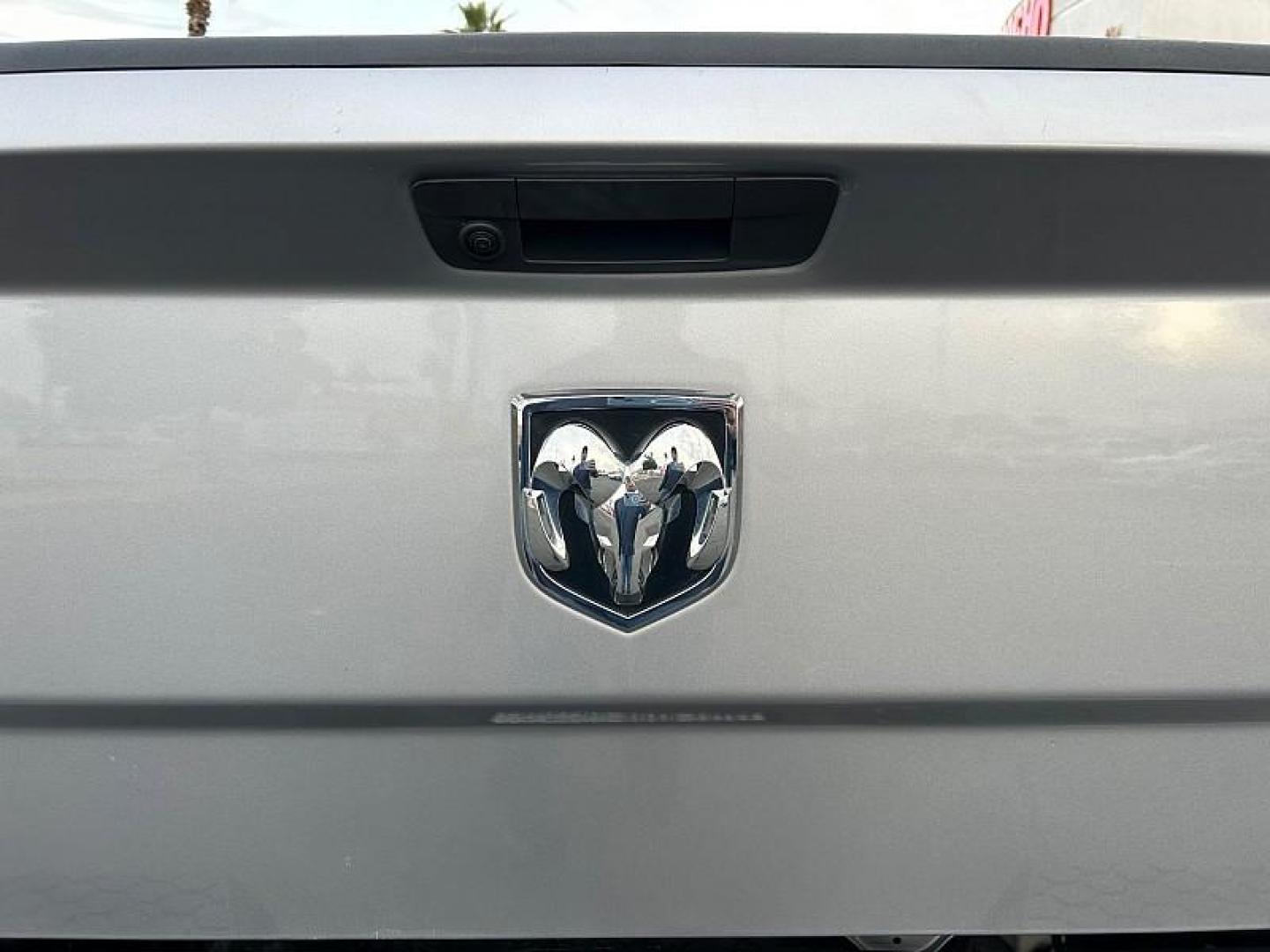 2024 SILVER Ram 1500 Classic 2WD (1C6RR6GG8RS) with an 6-Cyl 3.6 Liter engine, Automatic 8-Spd transmission, located at 412 Auto Vista Drive, Palmdale, CA, 93551, (661) 945-0620, 34.592636, -118.136681 - Photo#14