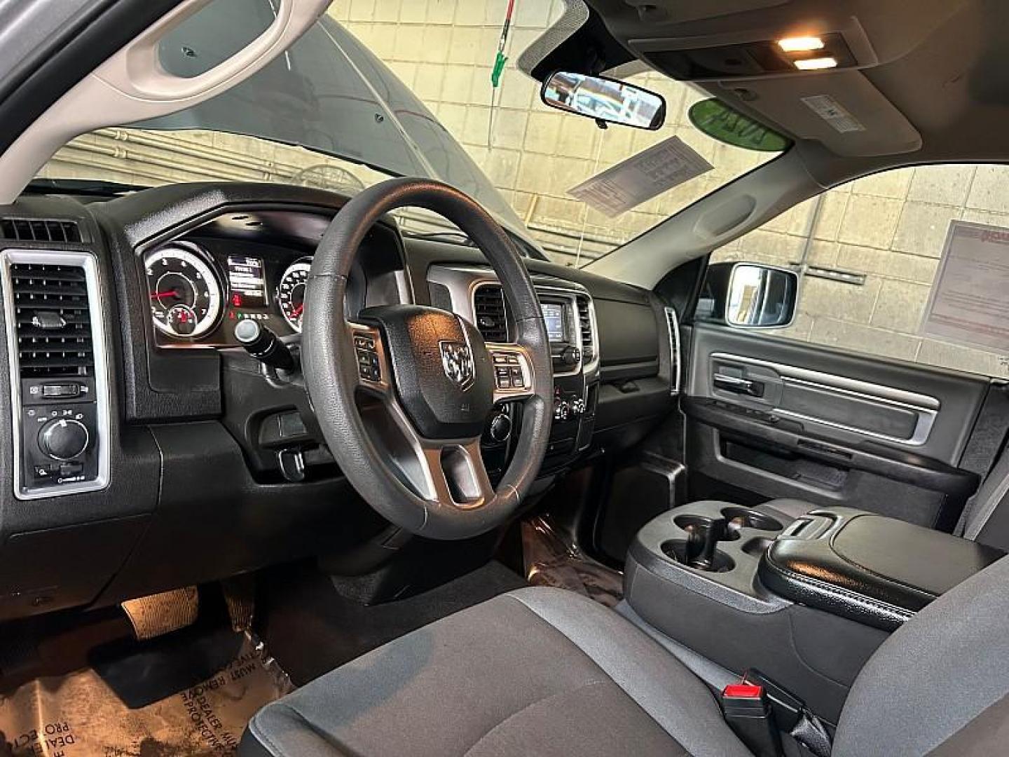 2024 SILVER Ram 1500 Classic 2WD (1C6RR6GG8RS) with an 6-Cyl 3.6 Liter engine, Automatic 8-Spd transmission, located at 412 Auto Vista Drive, Palmdale, CA, 93551, (661) 945-0620, 34.592636, -118.136681 - Photo#17