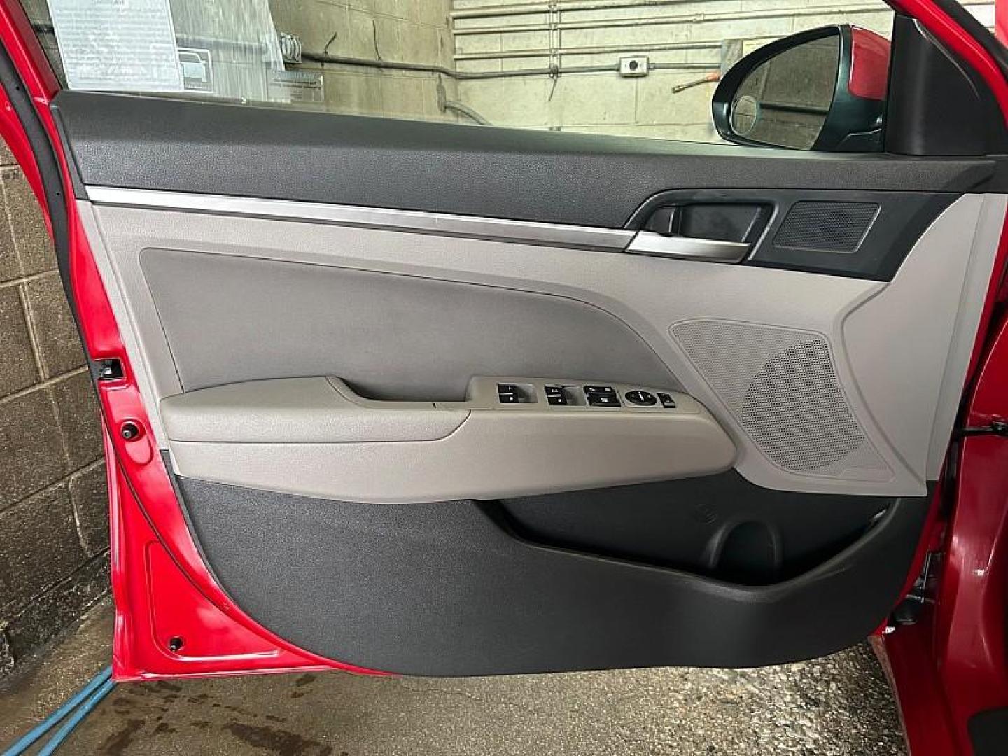 2020 RED Hyundai Elantra (KMHD84LF0LU) with an 4-Cyl 2.0 Liter engine, Automatic IVT transmission, located at 412 Auto Vista Drive, Palmdale, CA, 93551, (661) 945-0620, 34.592636, -118.136681 - Photo#8