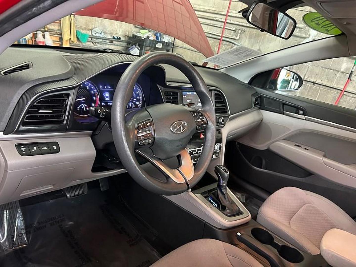 2020 RED Hyundai Elantra (KMHD84LF0LU) with an 4-Cyl 2.0 Liter engine, Automatic IVT transmission, located at 412 Auto Vista Drive, Palmdale, CA, 93551, (661) 945-0620, 34.592636, -118.136681 - Photo#9