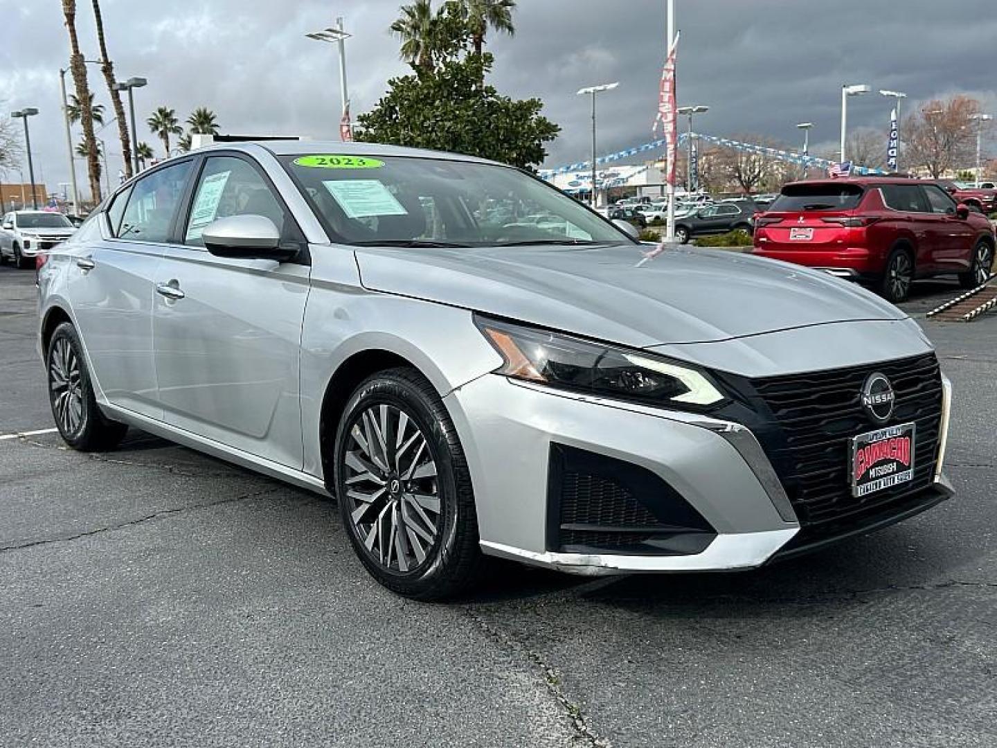 2023 SILVER Nissan Altima (1N4BL4DV3PN) with an 4-Cyl 2.5 Liter engine, Automatic Xtronic CVT transmission, located at 412 Auto Vista Drive, Palmdale, CA, 93551, (661) 945-0620, 34.592636, -118.136681 - Photo#0