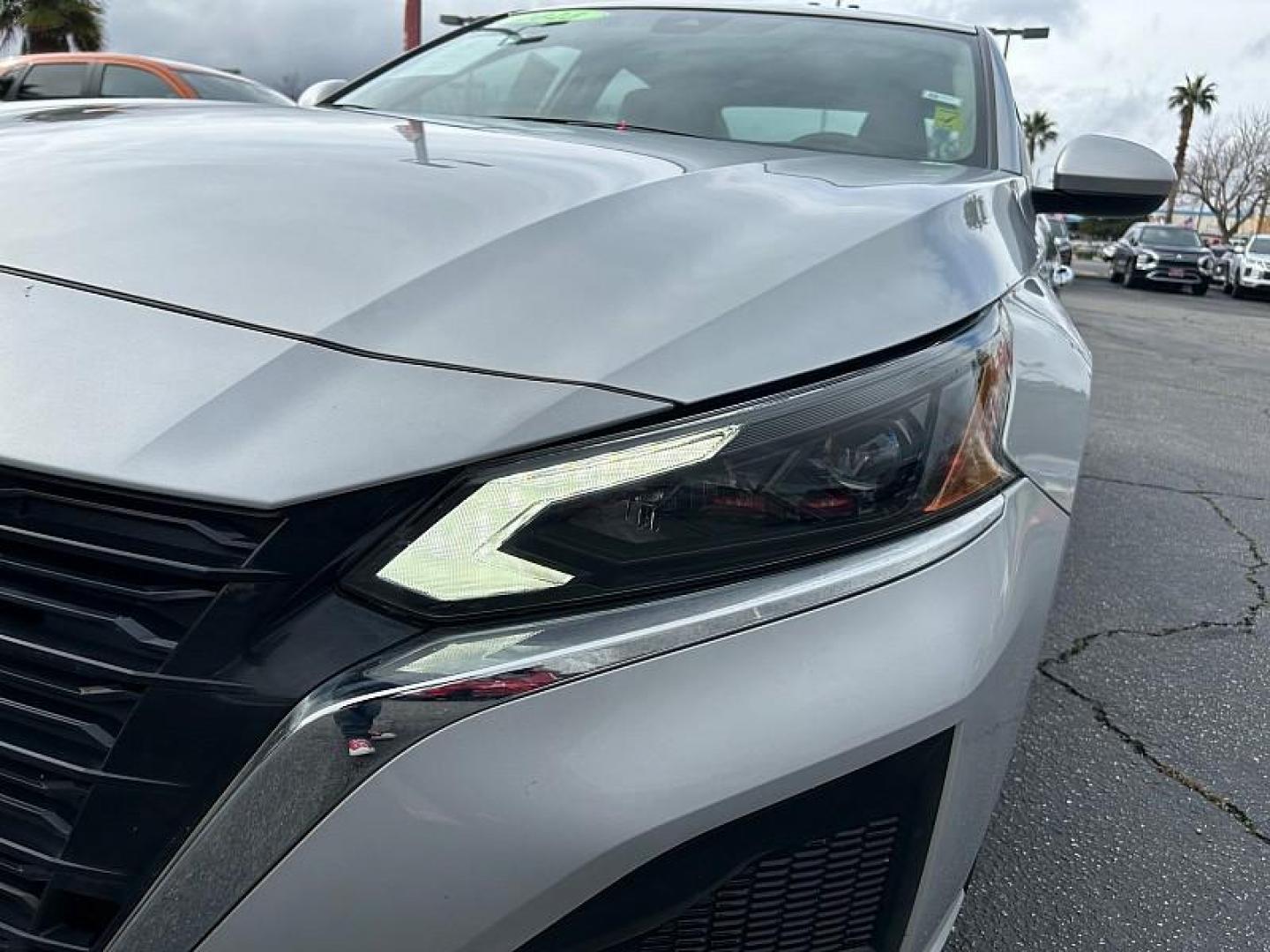 2023 SILVER Nissan Altima (1N4BL4DV3PN) with an 4-Cyl 2.5 Liter engine, Automatic Xtronic CVT transmission, located at 412 Auto Vista Drive, Palmdale, CA, 93551, (661) 945-0620, 34.592636, -118.136681 - Photo#10