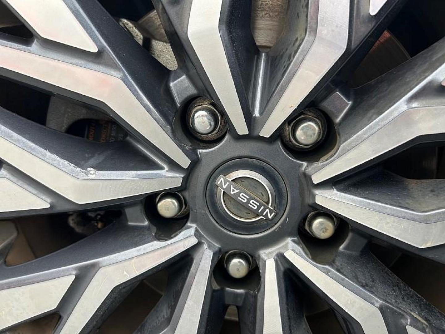 2023 SILVER Nissan Altima (1N4BL4DV3PN) with an 4-Cyl 2.5 Liter engine, Automatic Xtronic CVT transmission, located at 412 Auto Vista Drive, Palmdale, CA, 93551, (661) 945-0620, 34.592636, -118.136681 - Photo#17